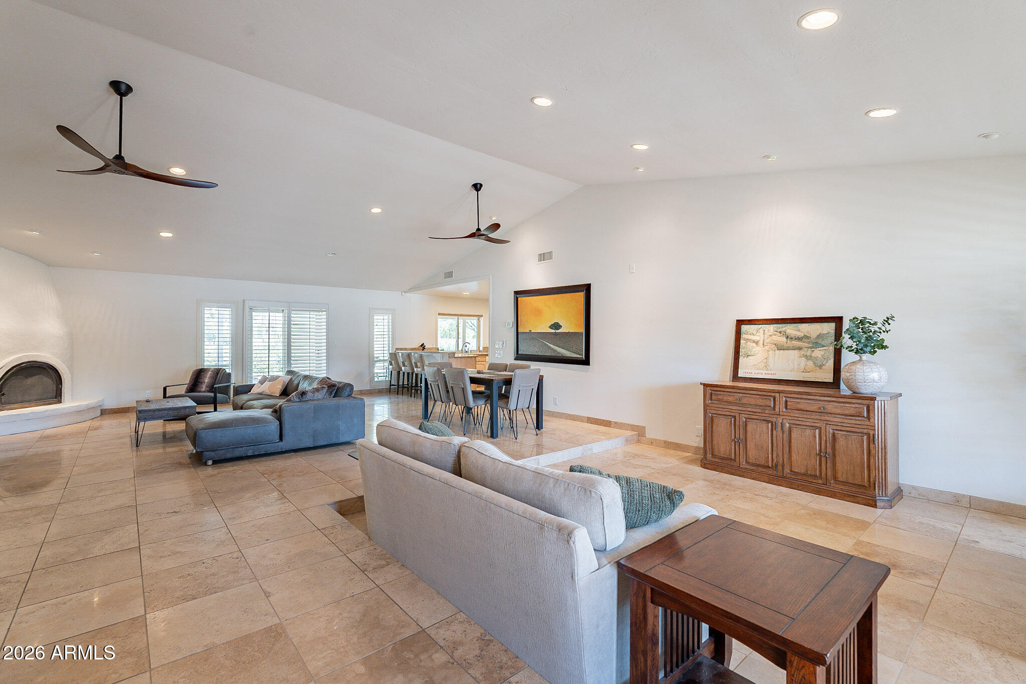 PARADISE VALLEY FOOTHILLS - Residential