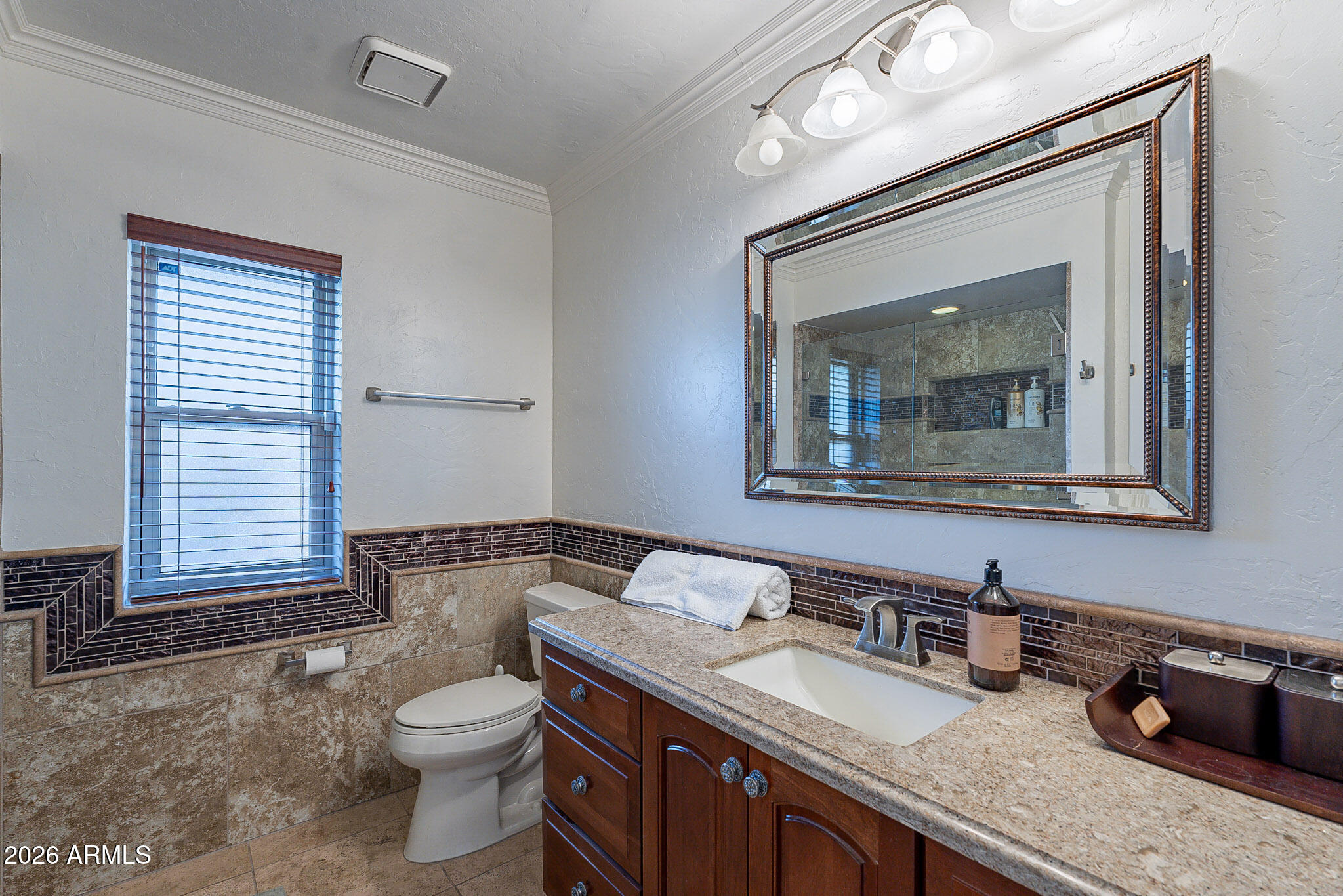 PARADISE VALLEY FOOTHILLS - Residential