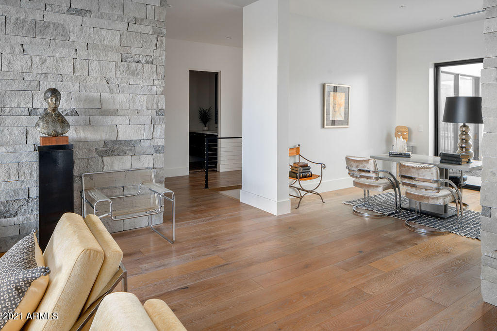 RITZ-CARLTON PARCEL B - Residential