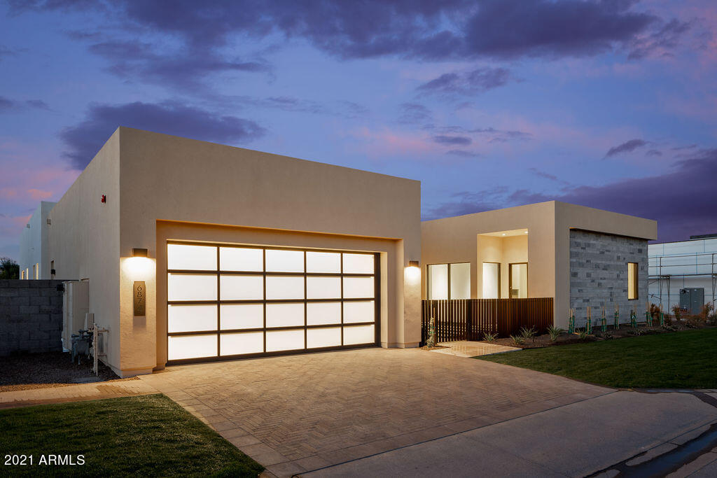 RITZ-CARLTON PARCEL B - Residential
