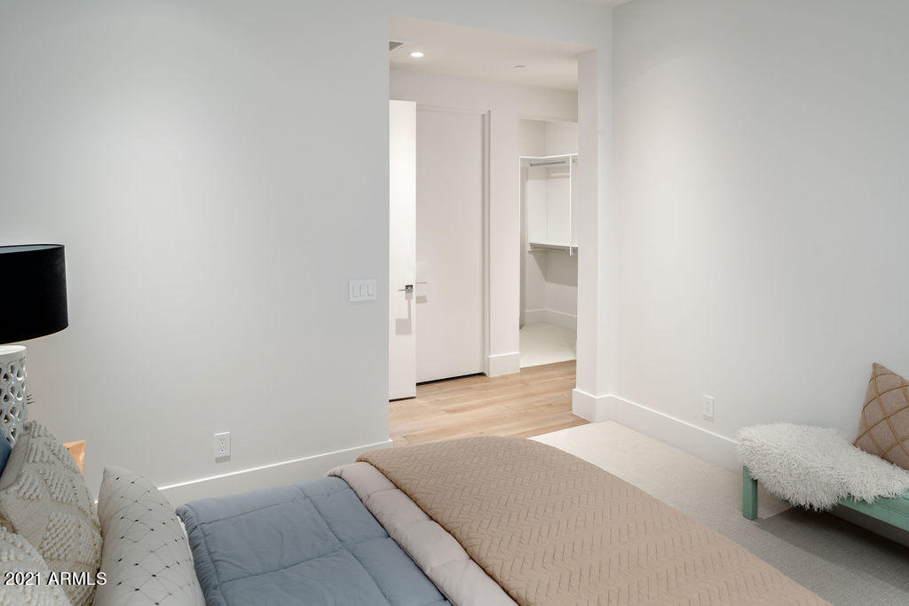 RITZ-CARLTON PARCEL B - Residential