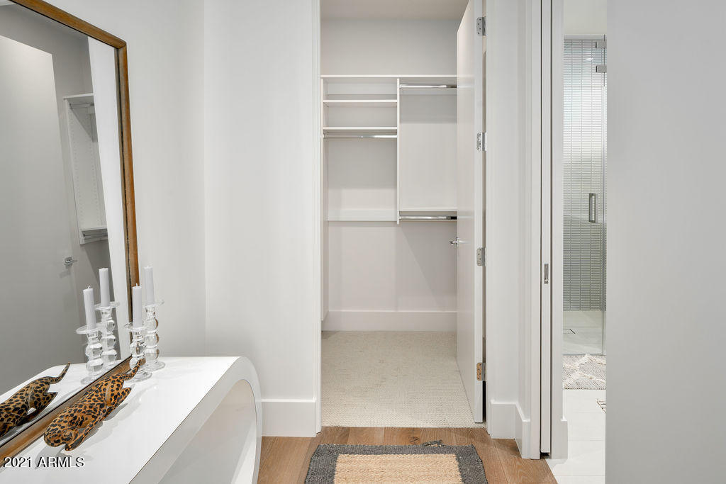 RITZ-CARLTON PARCEL B - Residential