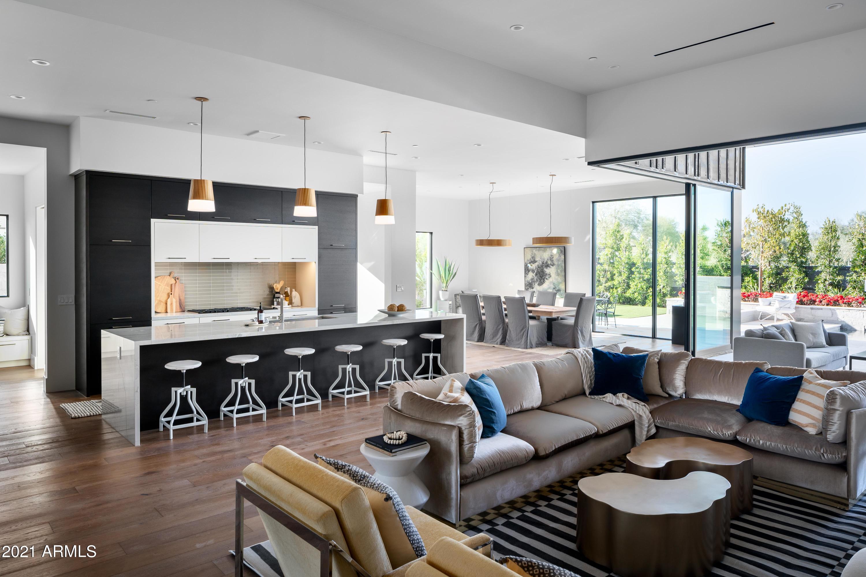 RITZ-CARLTON PARCEL B - Residential