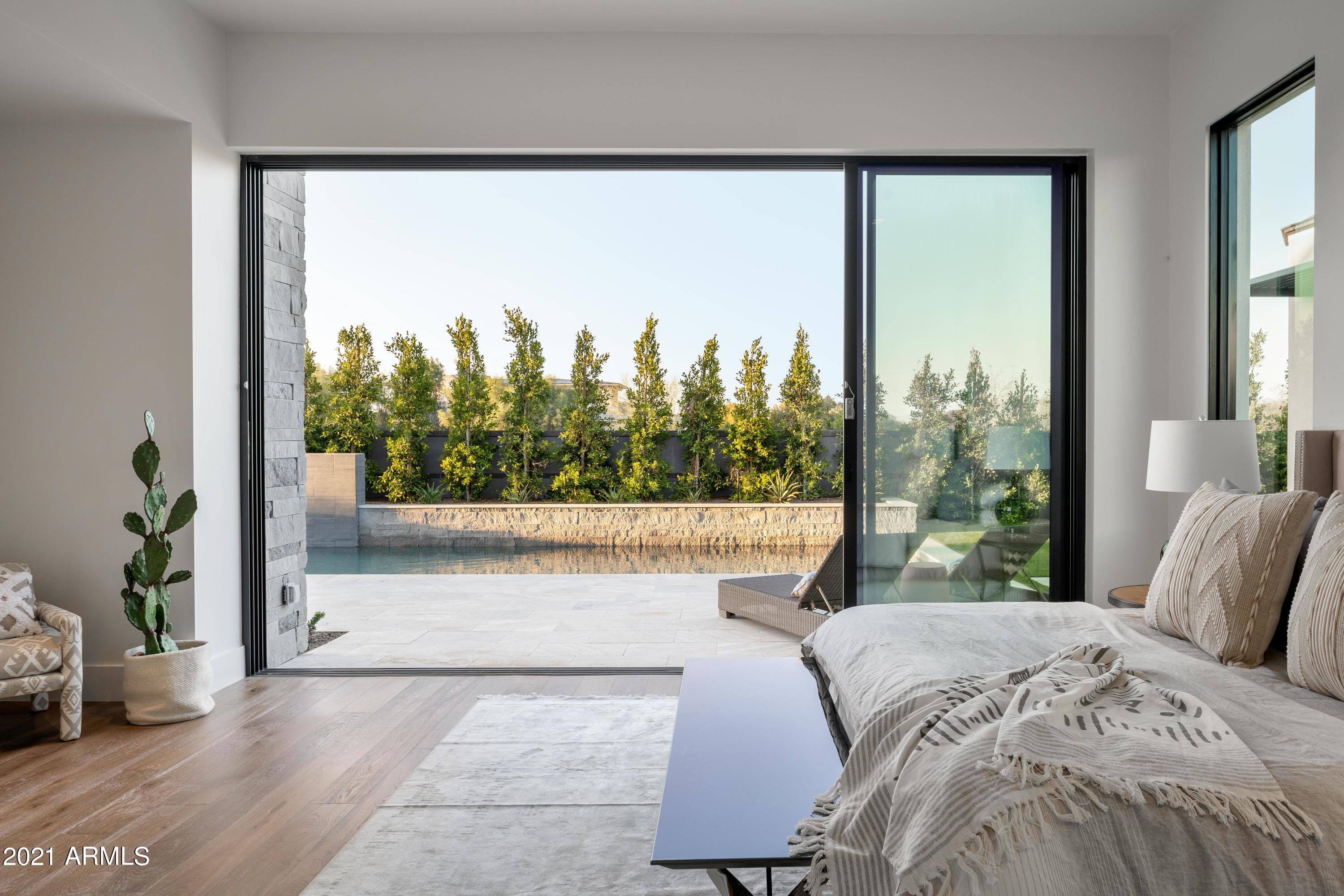 RITZ-CARLTON PARCEL B - Residential