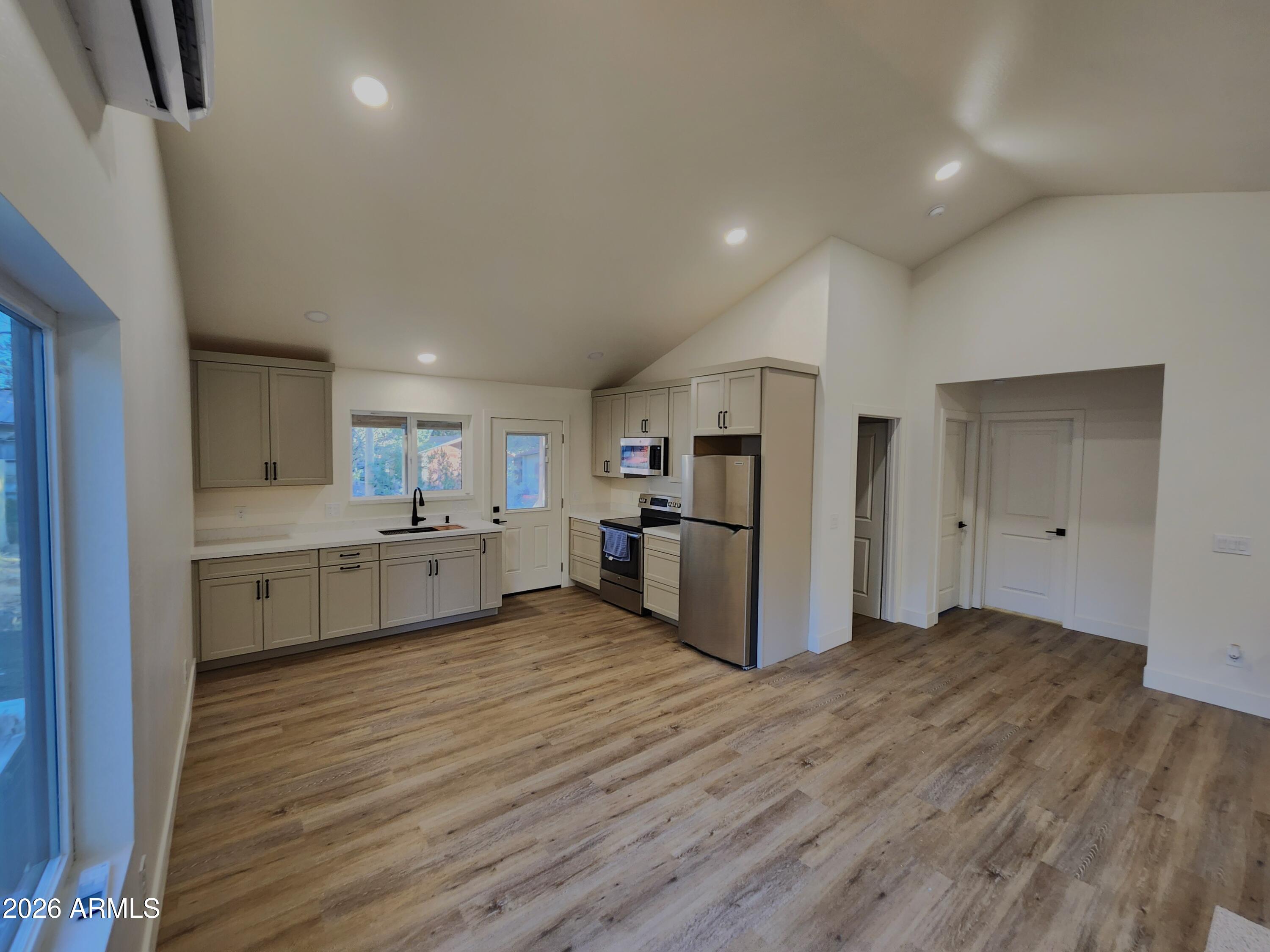 Timberlake Pines - Residential