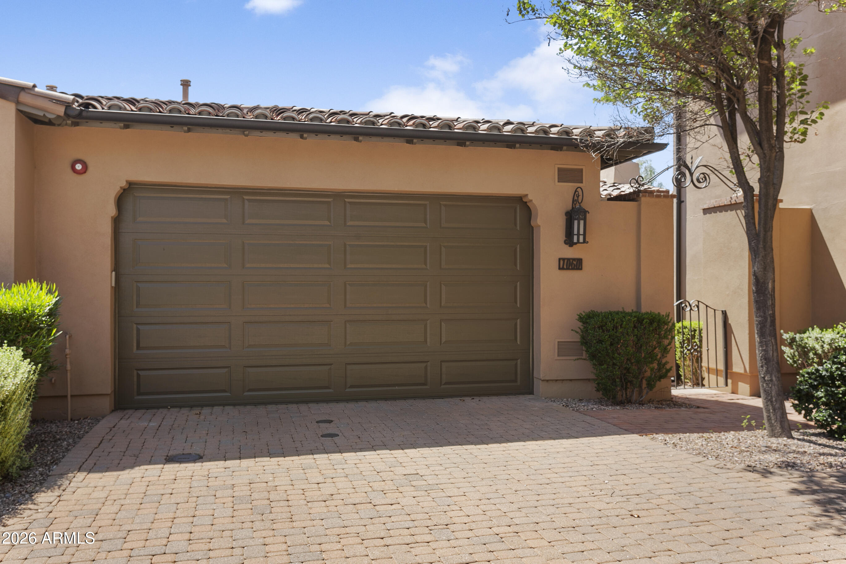 COURTYARDS AT DESERT PARK CONDOMINIUM - Residential Lease
