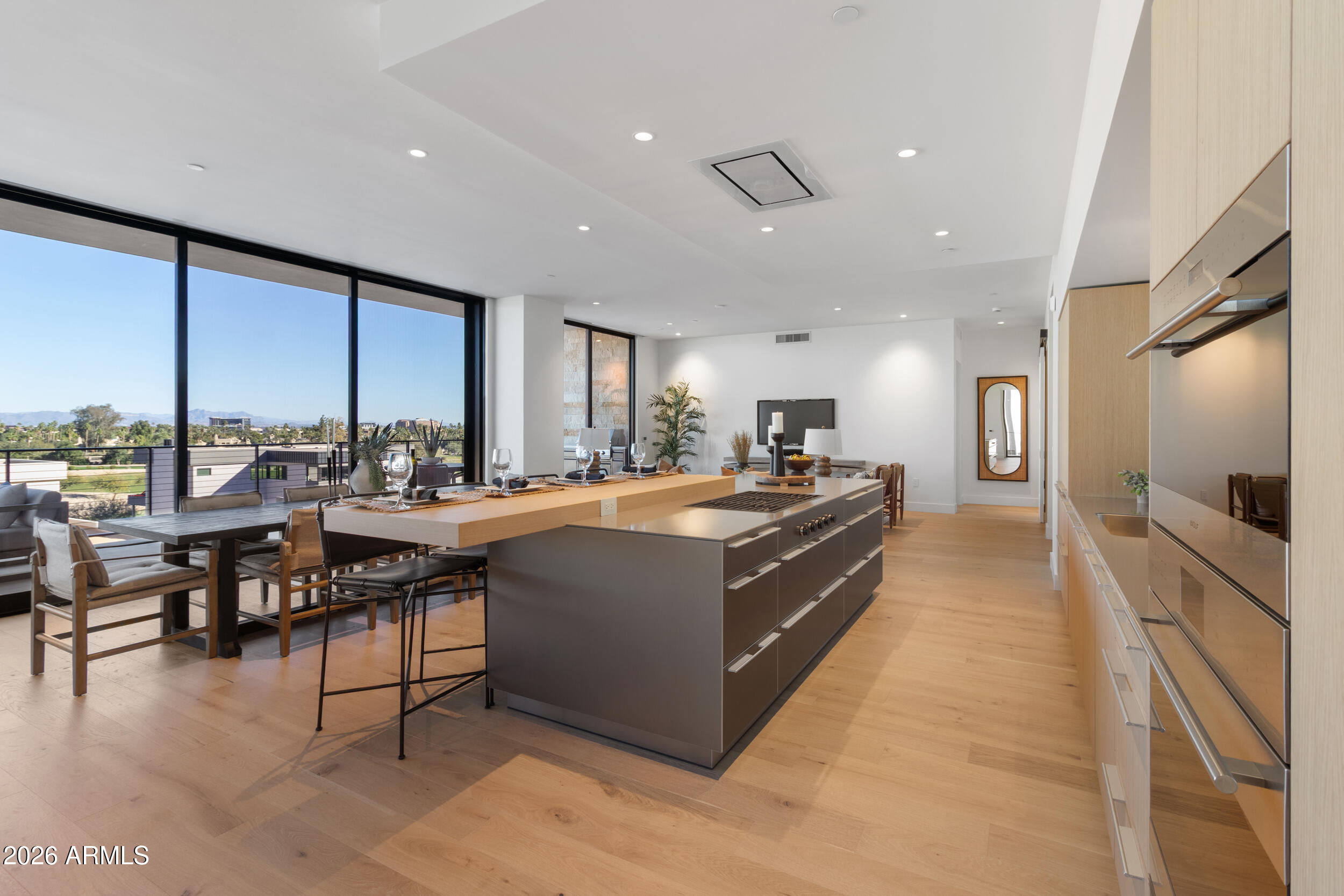 ASCENT AT THE PHOENICIAN CAMELBACK RESIDENCES COND - Residential