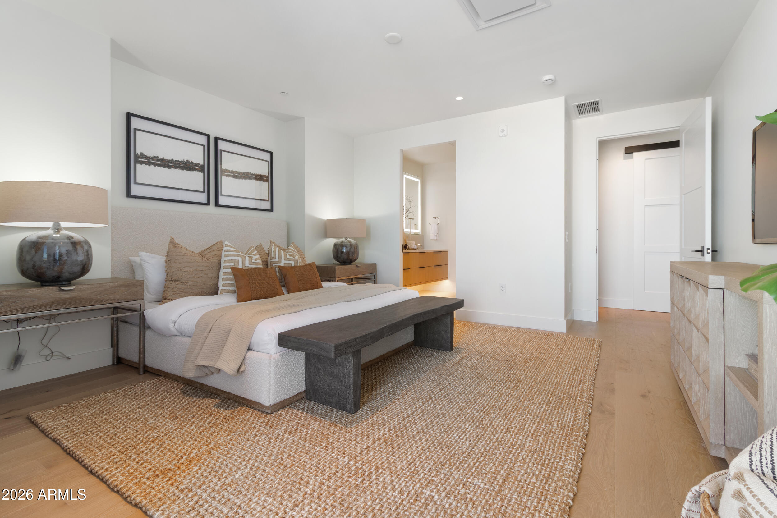ASCENT AT THE PHOENICIAN CAMELBACK RESIDENCES COND - Residential