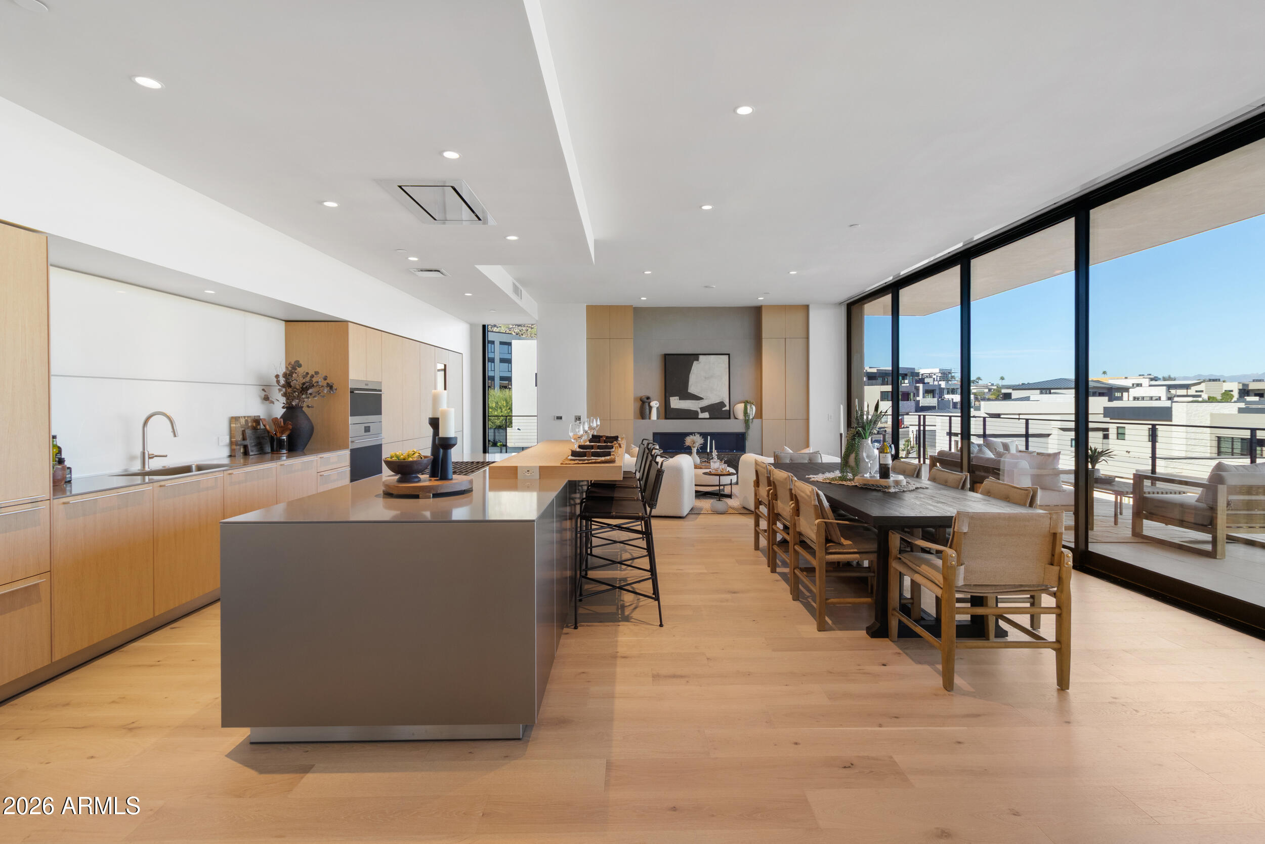 ASCENT AT THE PHOENICIAN CAMELBACK RESIDENCES COND - Residential