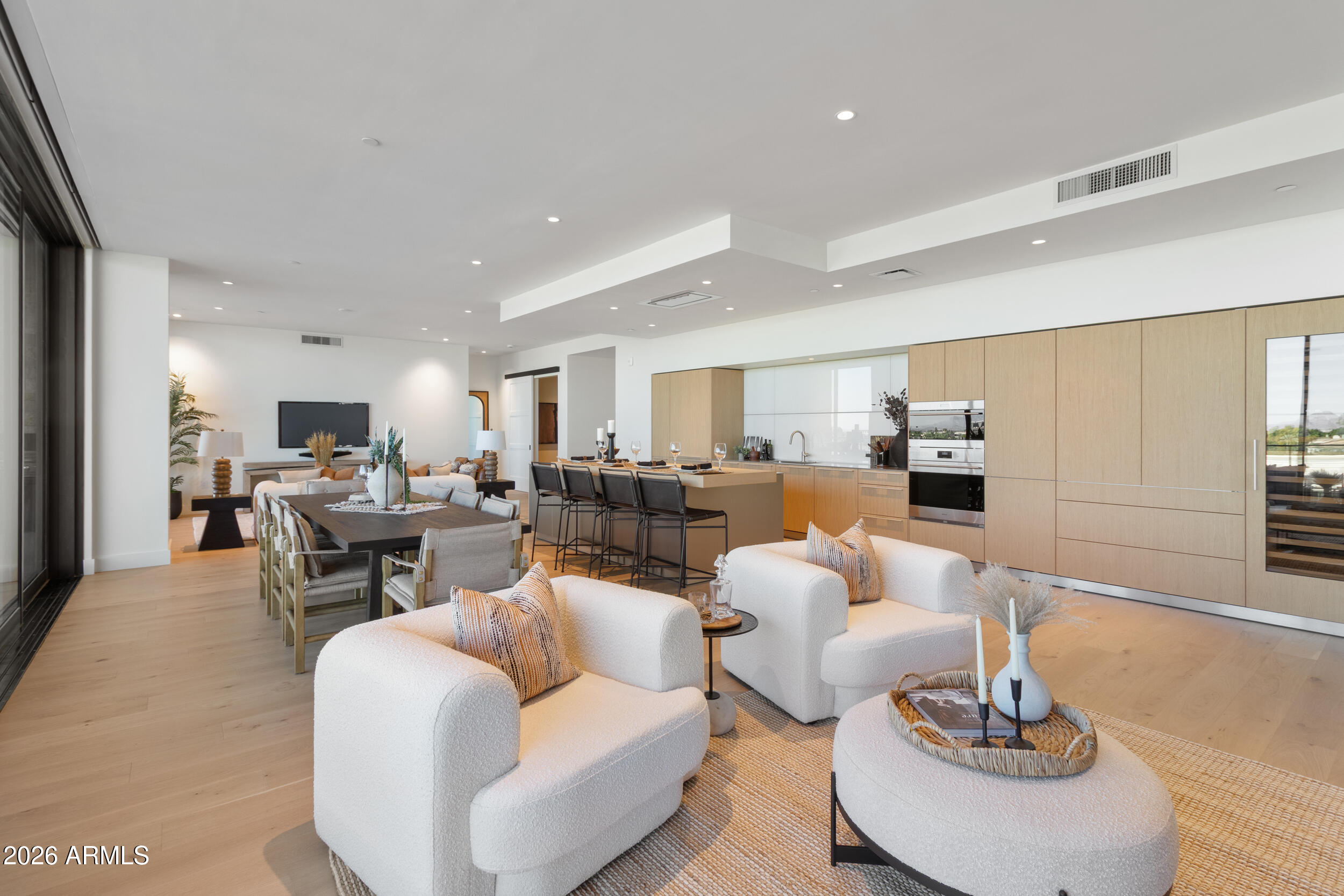 ASCENT AT THE PHOENICIAN CAMELBACK RESIDENCES COND - Residential