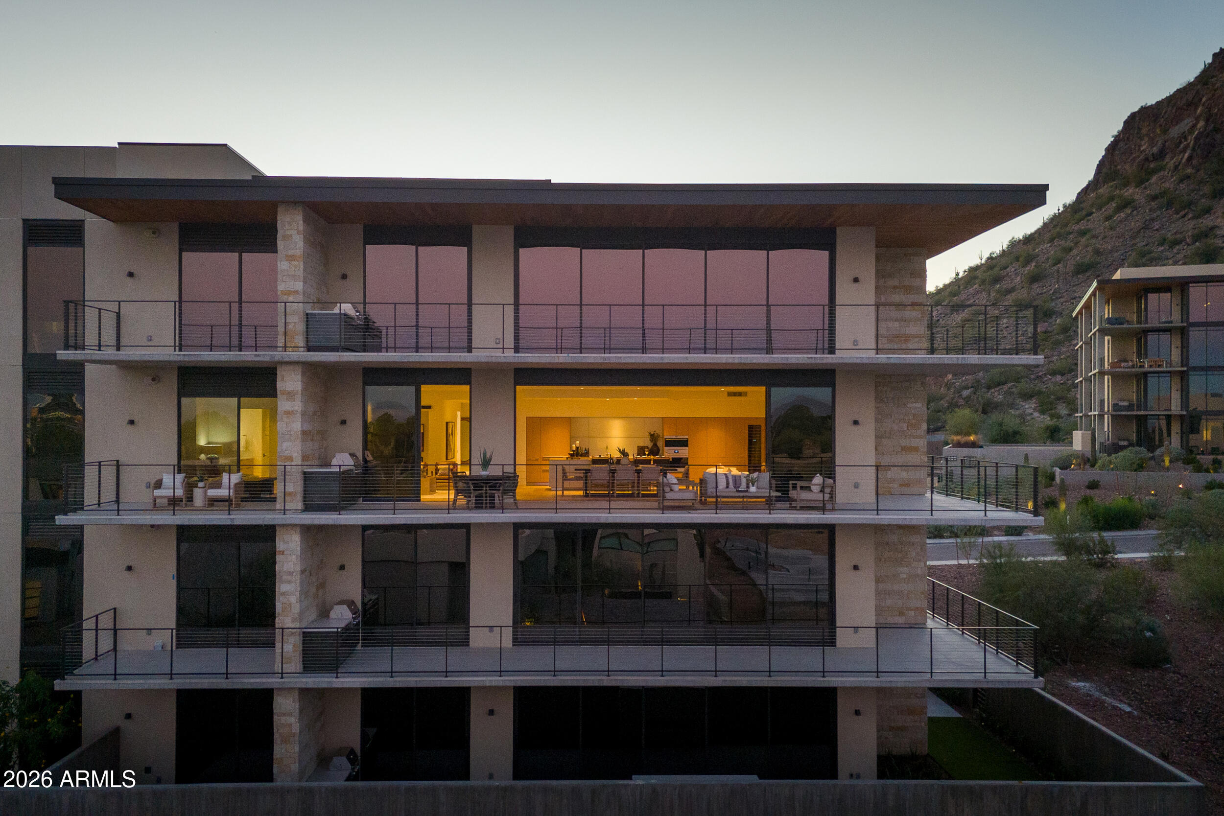 ASCENT AT THE PHOENICIAN CAMELBACK RESIDENCES COND - Residential
