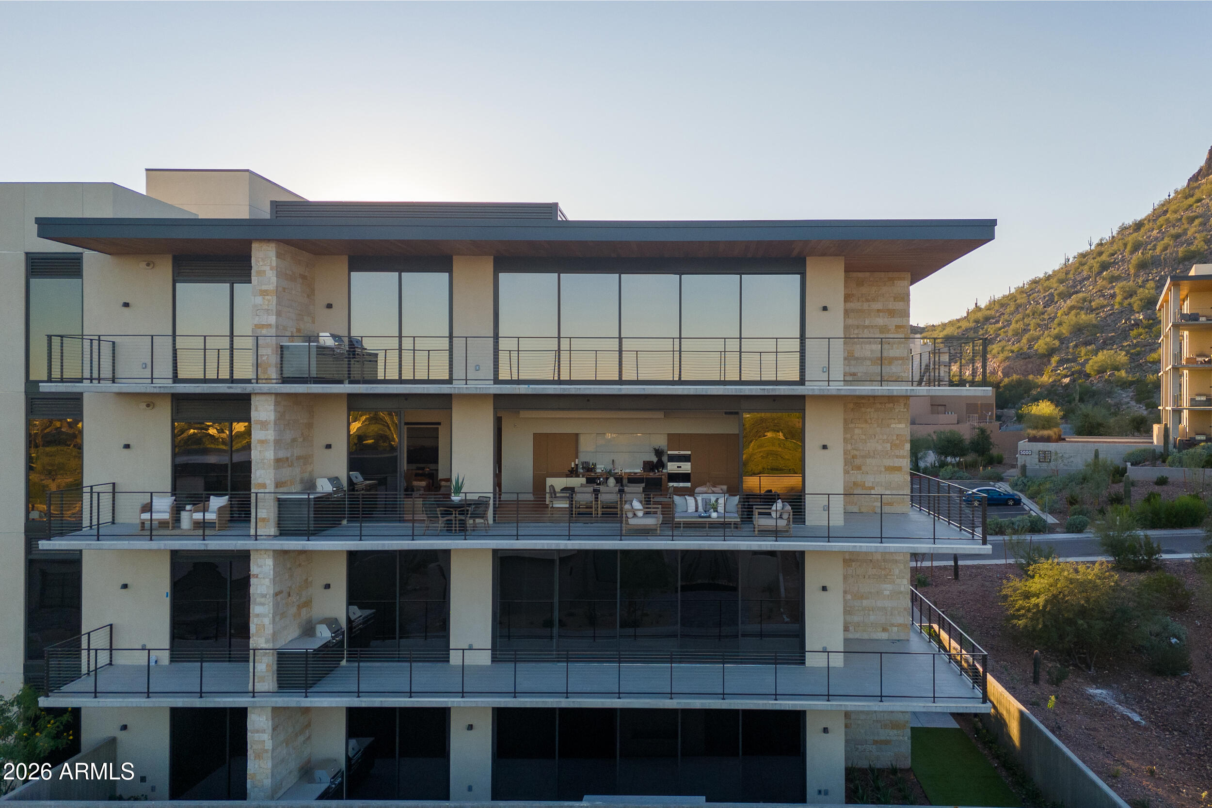 ASCENT AT THE PHOENICIAN CAMELBACK RESIDENCES COND - Residential