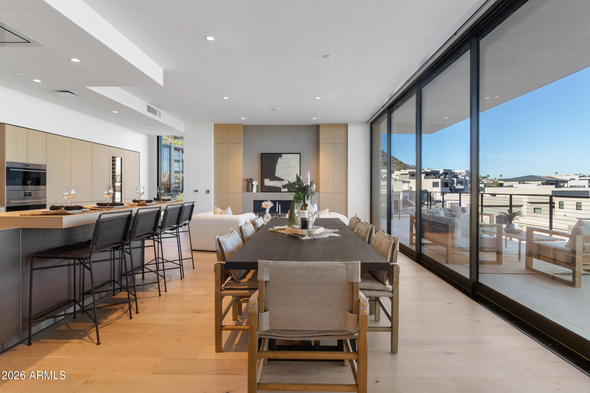 ASCENT AT THE PHOENICIAN CAMELBACK RESIDENCES COND - Residential