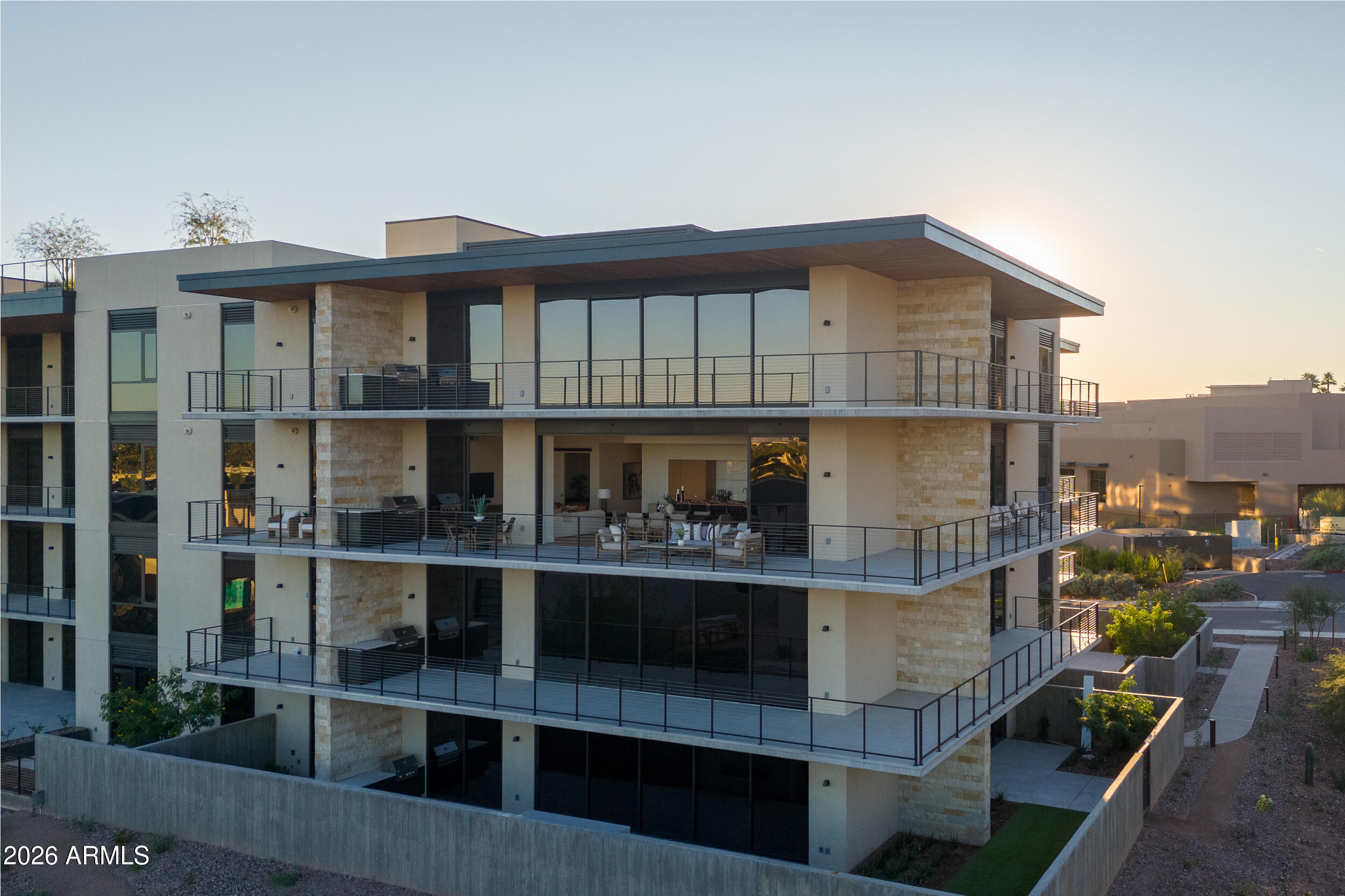 ASCENT AT THE PHOENICIAN CAMELBACK RESIDENCES COND - Residential