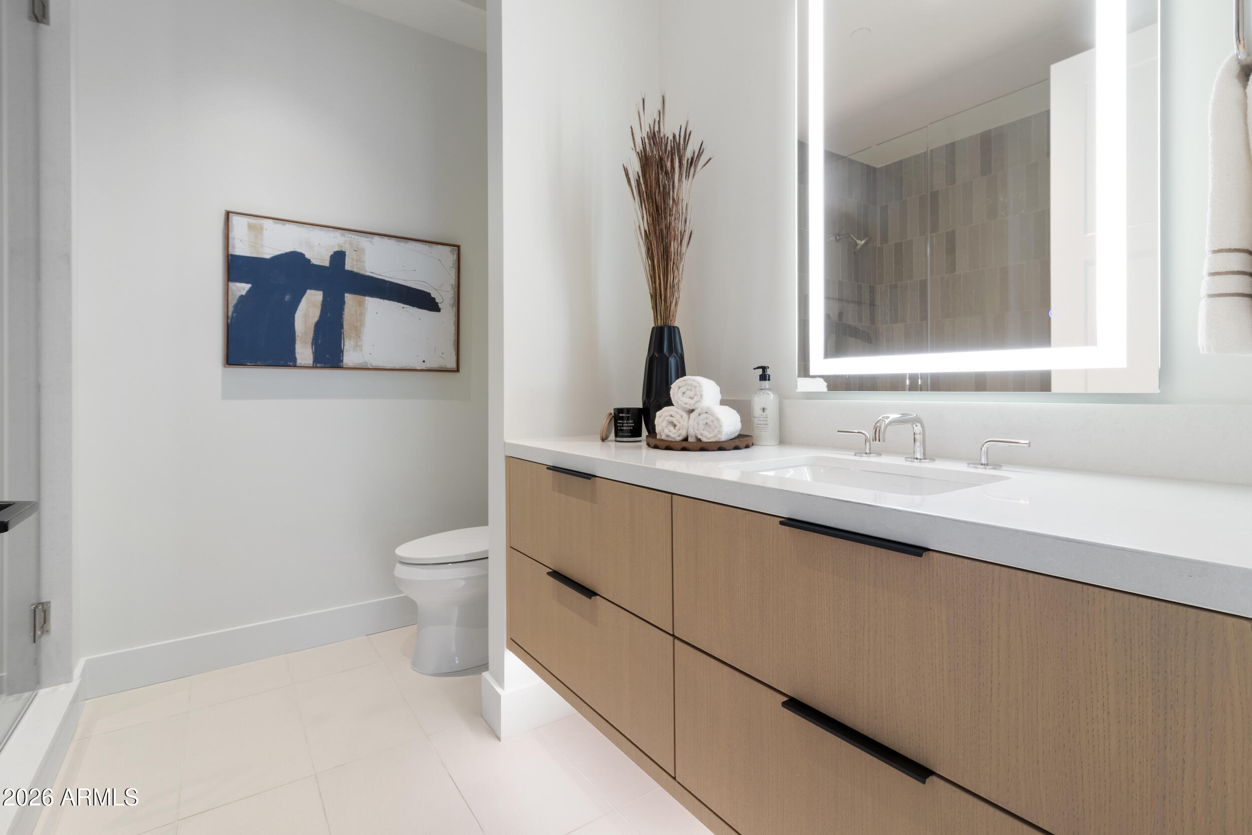 ASCENT AT THE PHOENICIAN CAMELBACK RESIDENCES COND - Residential