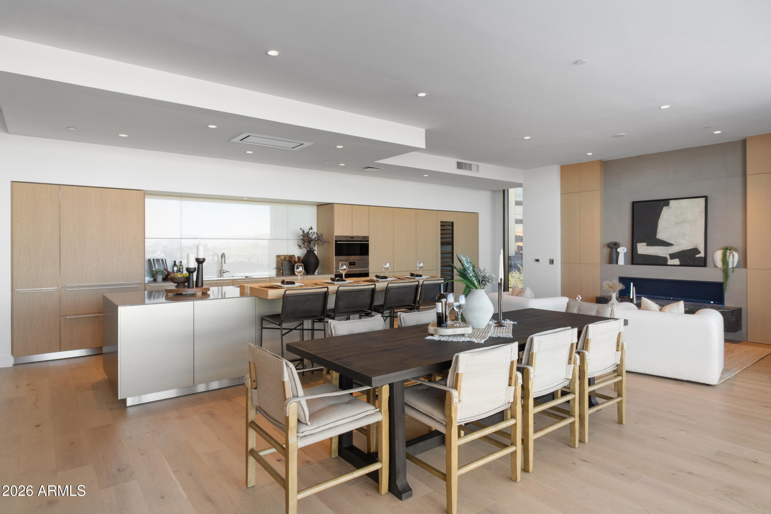ASCENT AT THE PHOENICIAN CAMELBACK RESIDENCES COND - Residential
