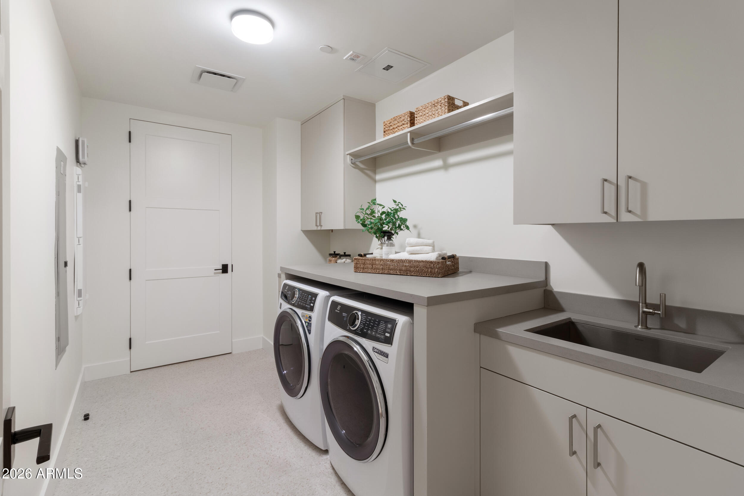 ASCENT AT THE PHOENICIAN CAMELBACK RESIDENCES COND - Residential