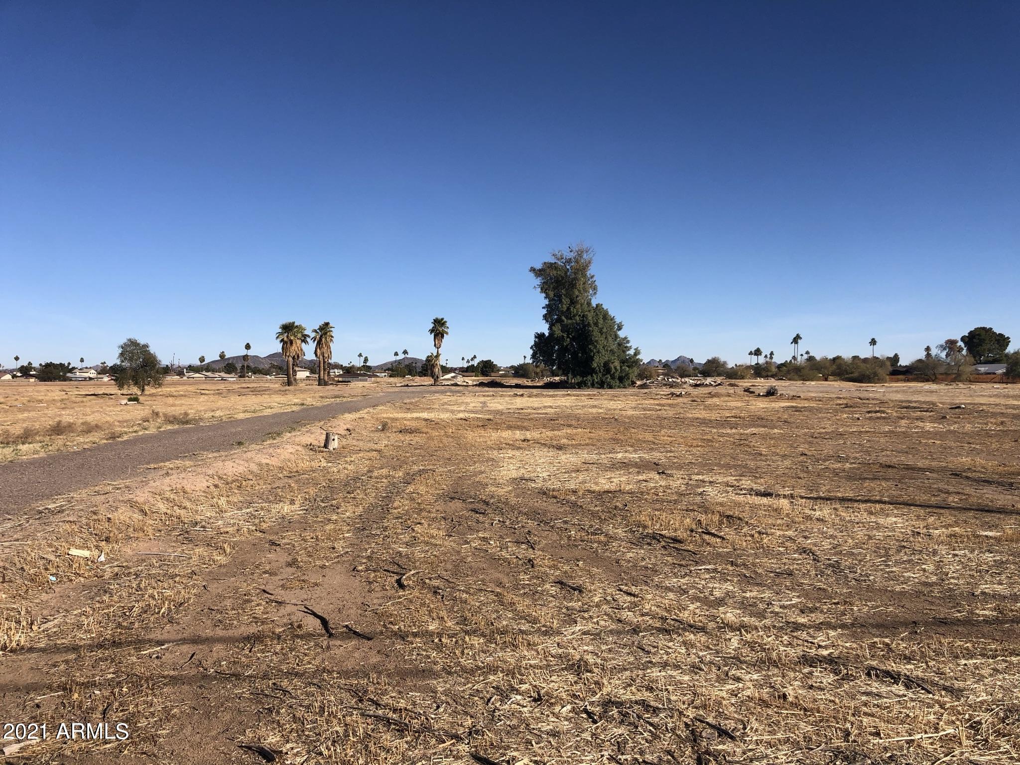 SARIVAL FARMS - Land