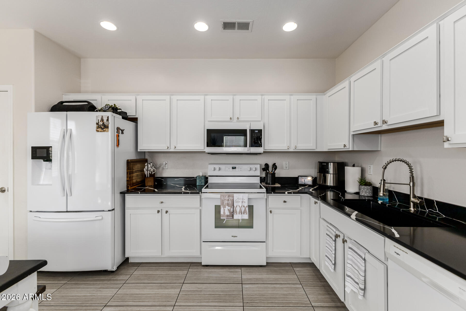 STAGECOACH TRAILS SUBDIVISION 2016029477 - Residential