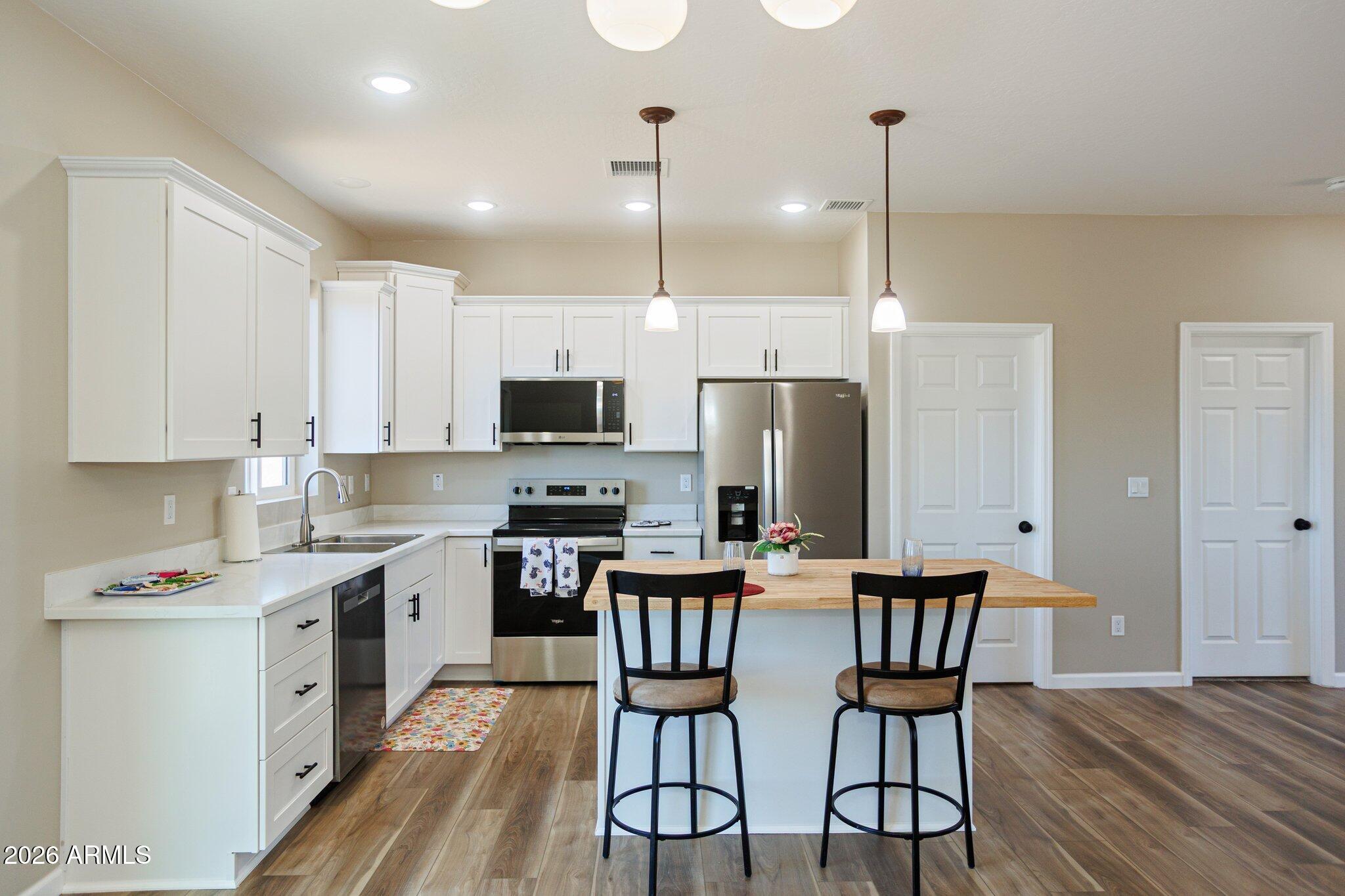 WICKIUP MESA UNIT 3 - Residential
