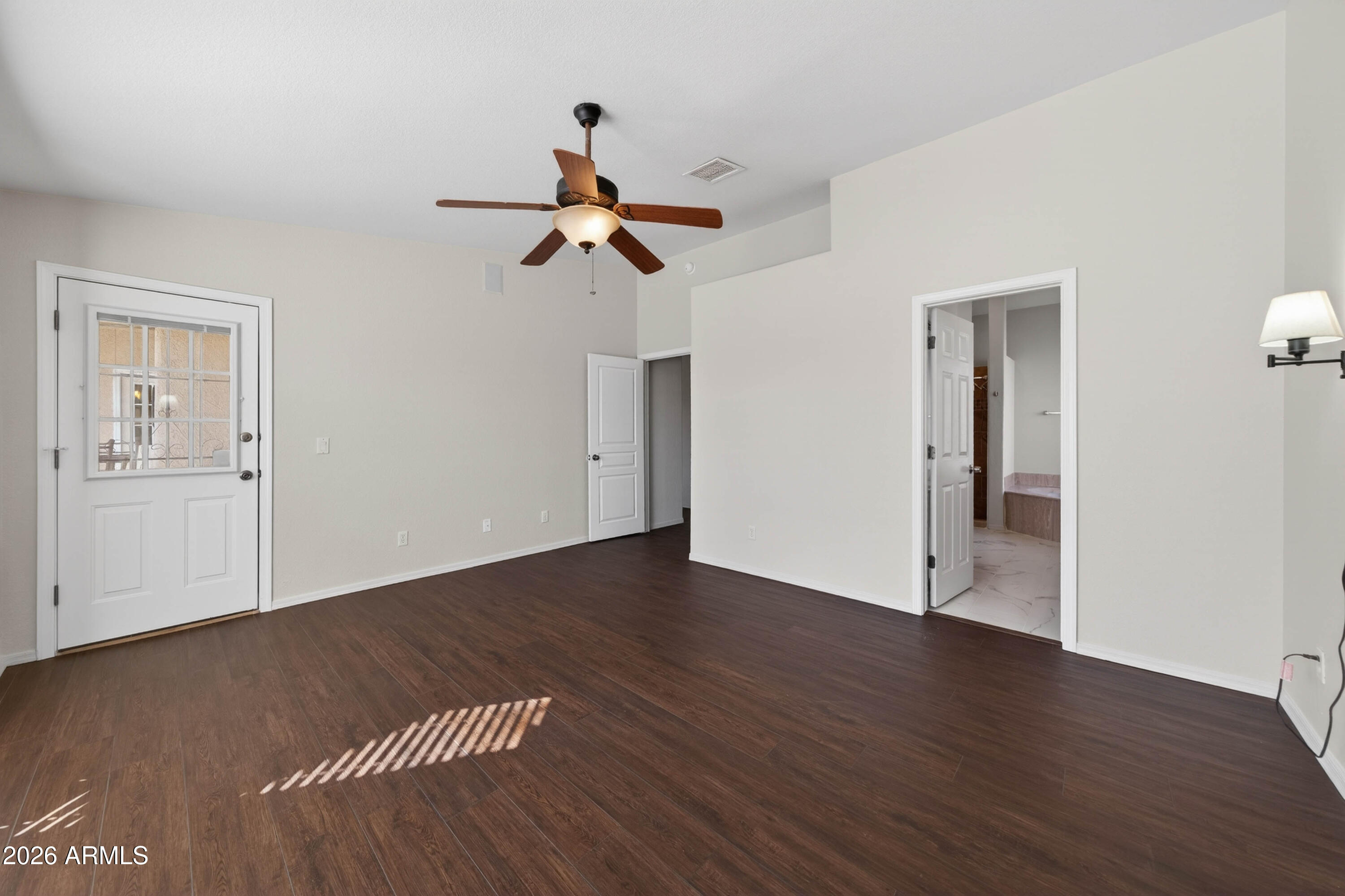 CANYON DE FLORES PHASE 1A - Residential Lease