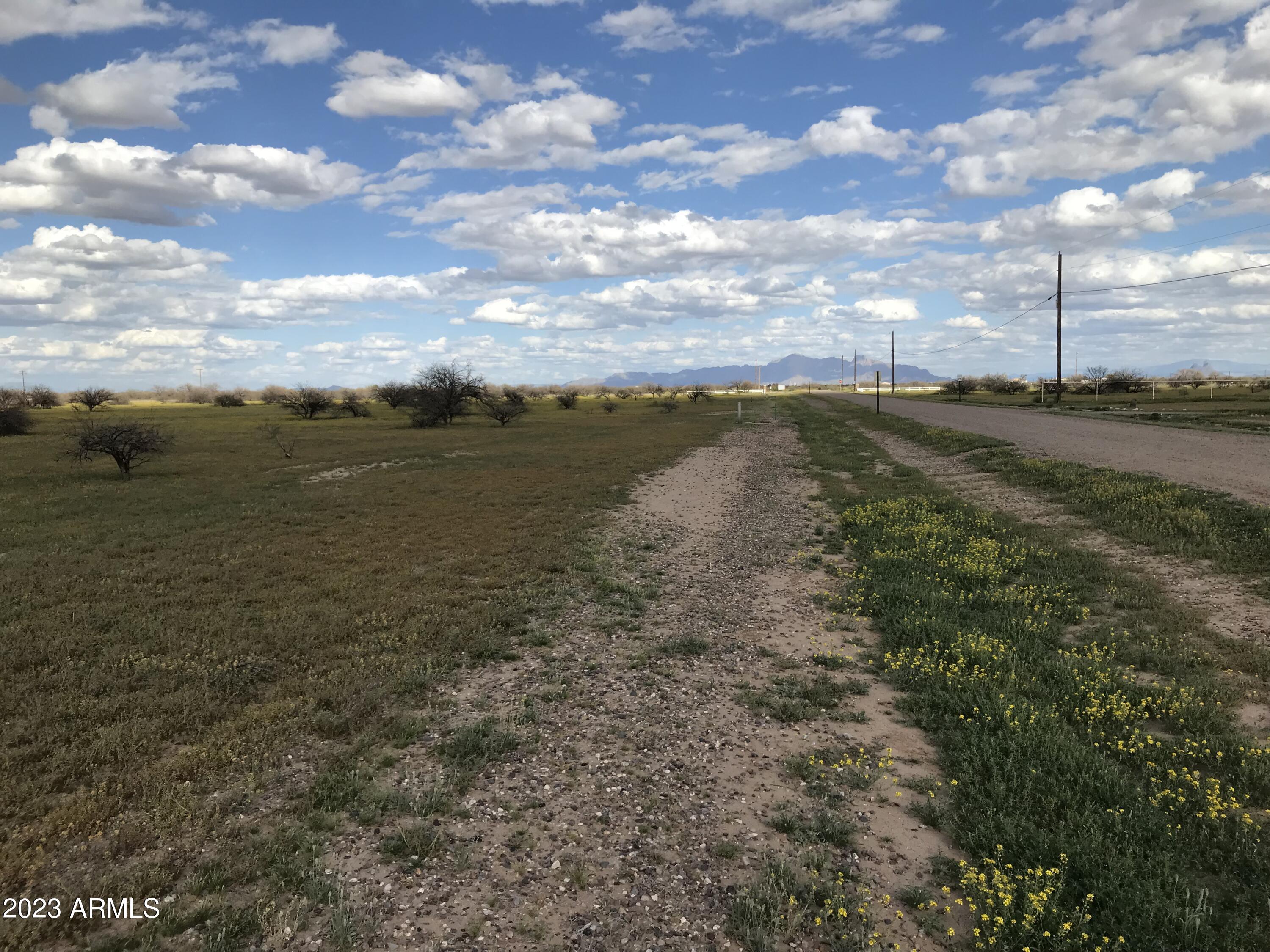SUNLAND RANCHES - Land