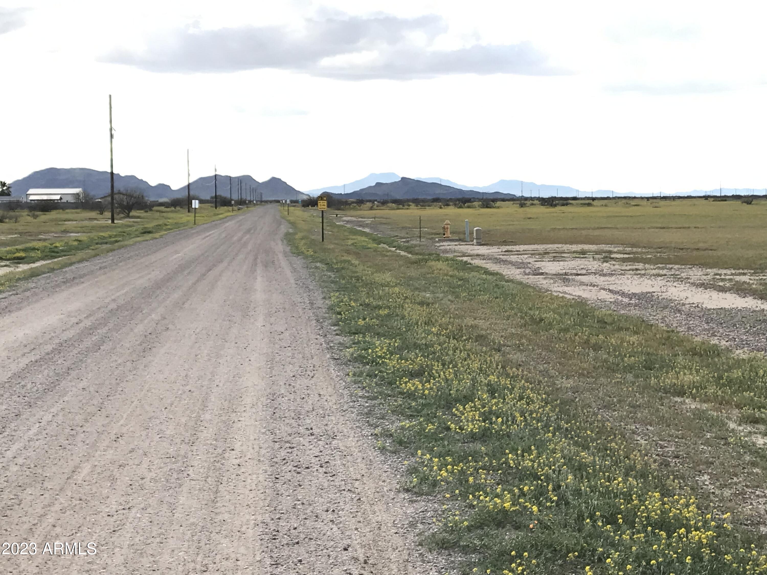 SUNLAND RANCHES - Land