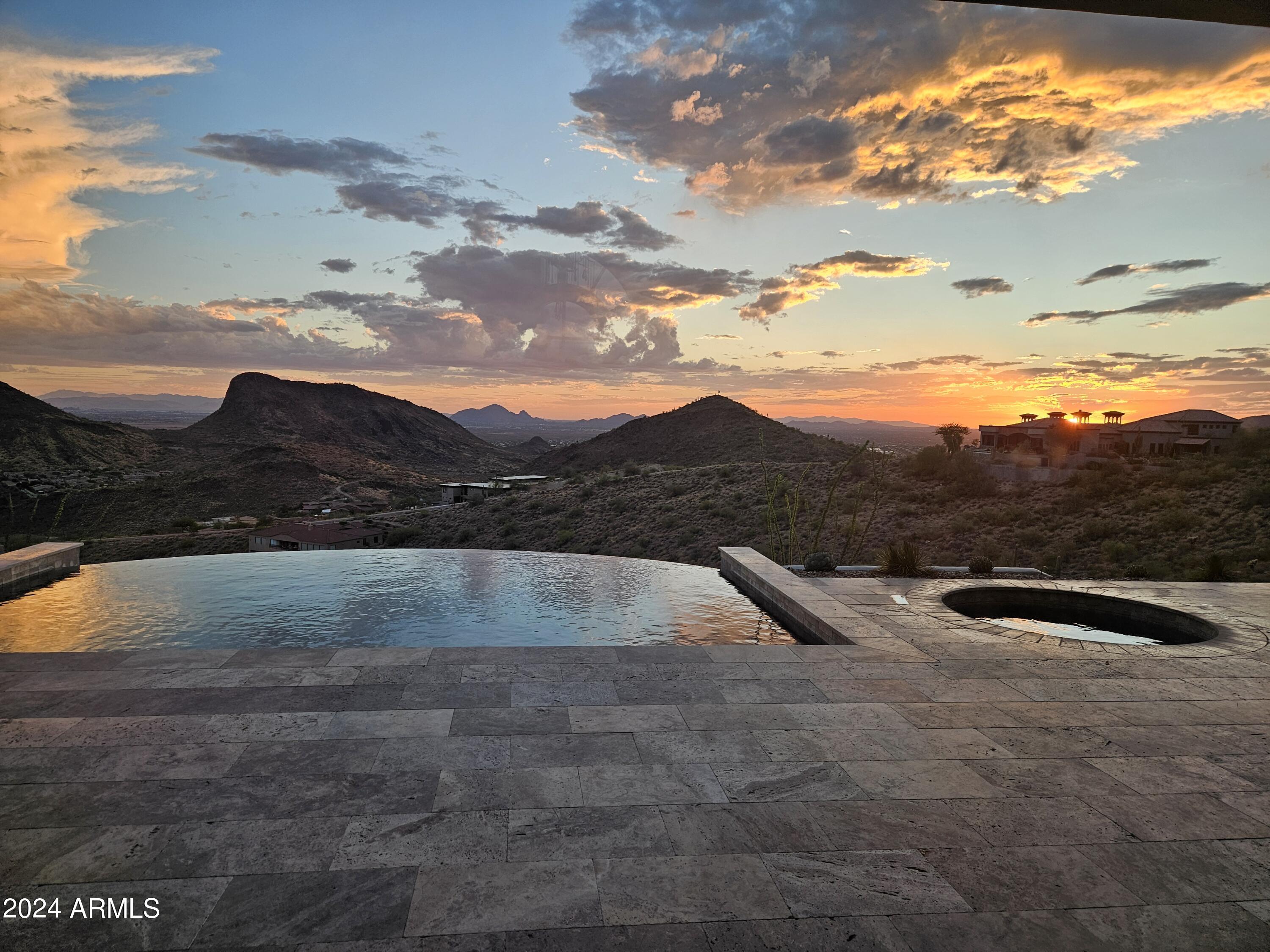 CRESTVIEW AT FOUNTAIN HILLS - Residential