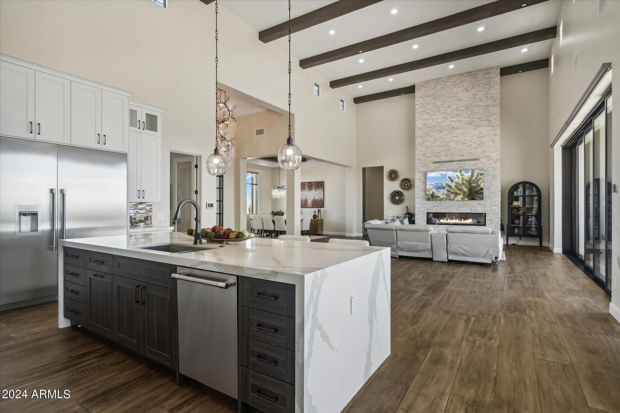 CRESTVIEW AT FOUNTAIN HILLS - Residential