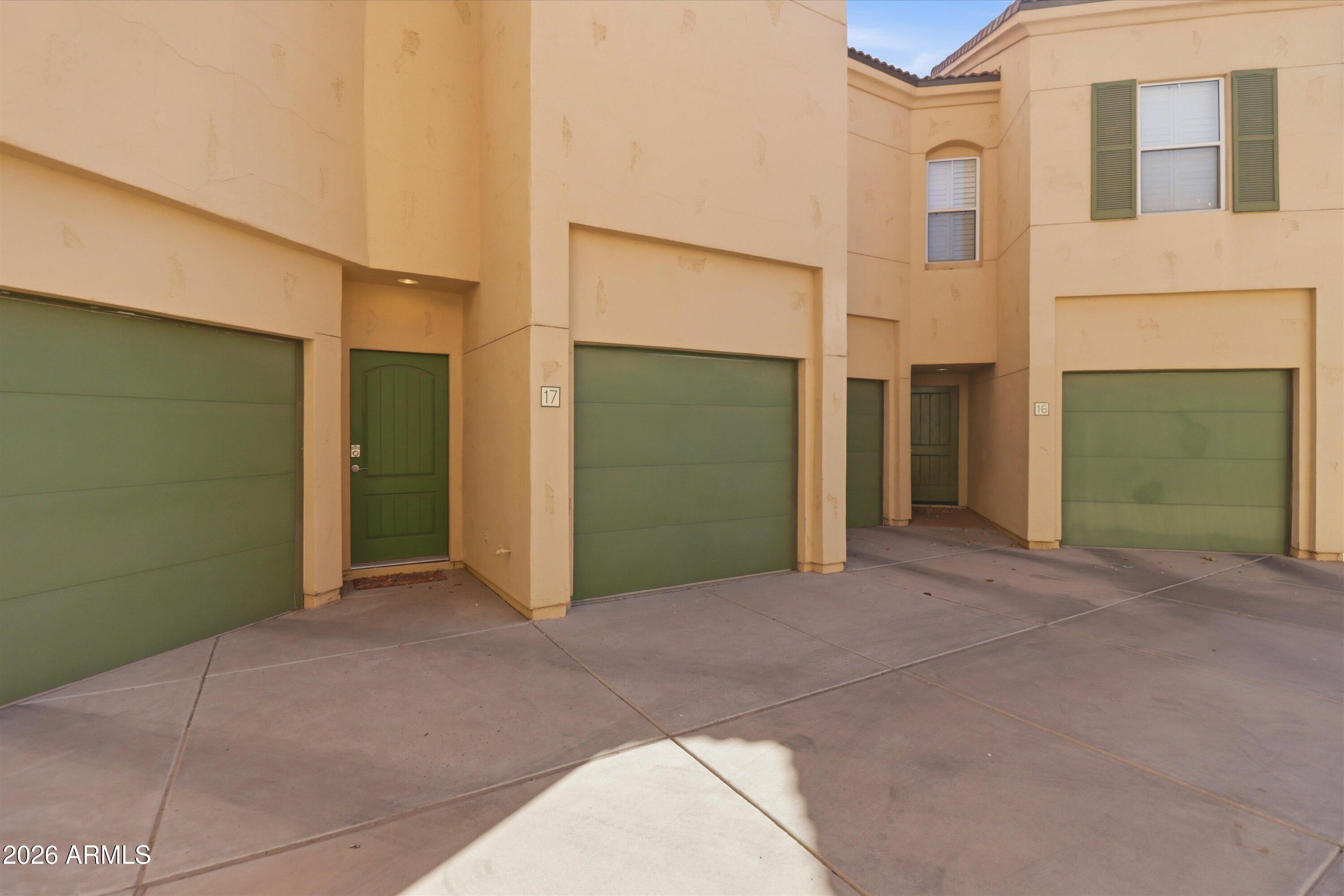 TUSCANY COURTS CONDOMINIUM REPLAT - Residential