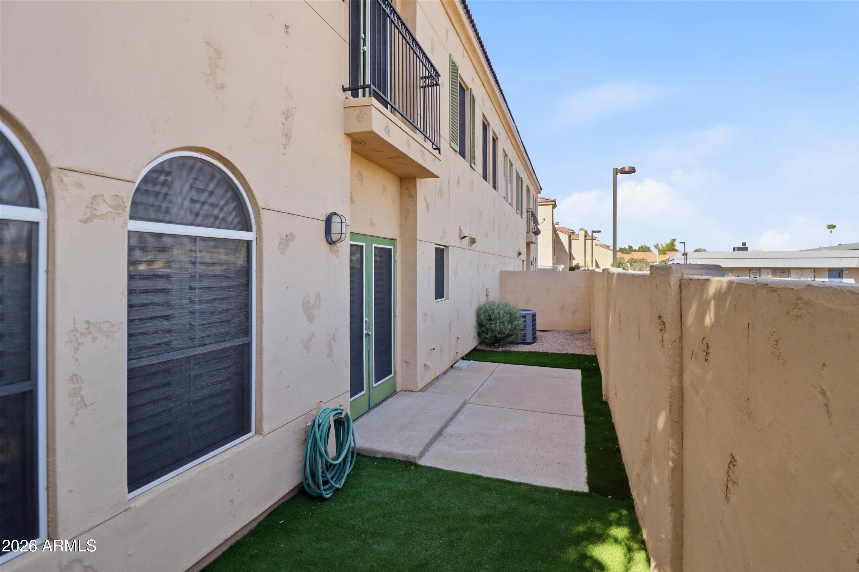 TUSCANY COURTS CONDOMINIUM REPLAT - Residential