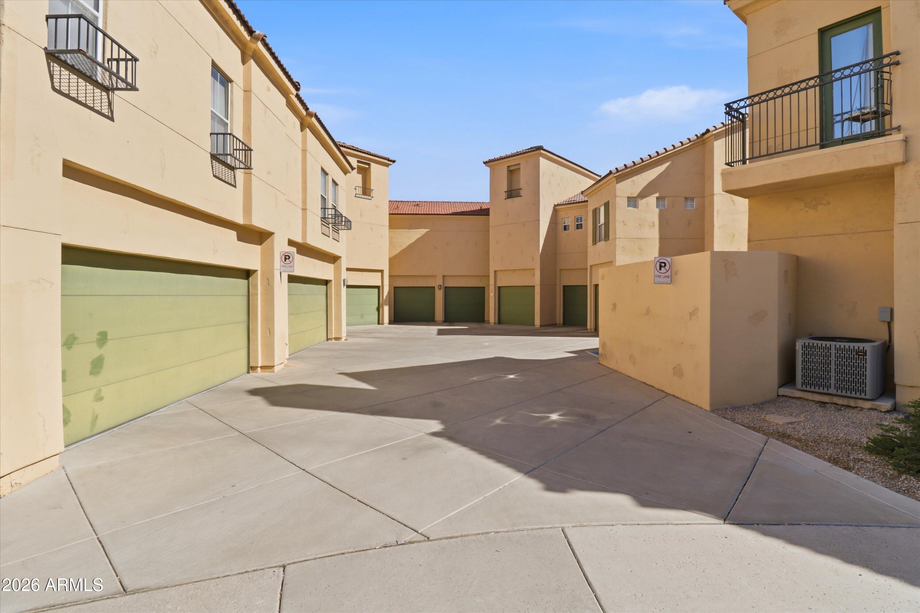 TUSCANY COURTS CONDOMINIUM REPLAT - Residential