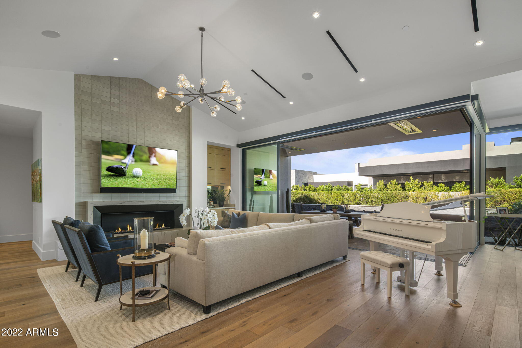 RITZ-CARLTON PARCEL B - Residential