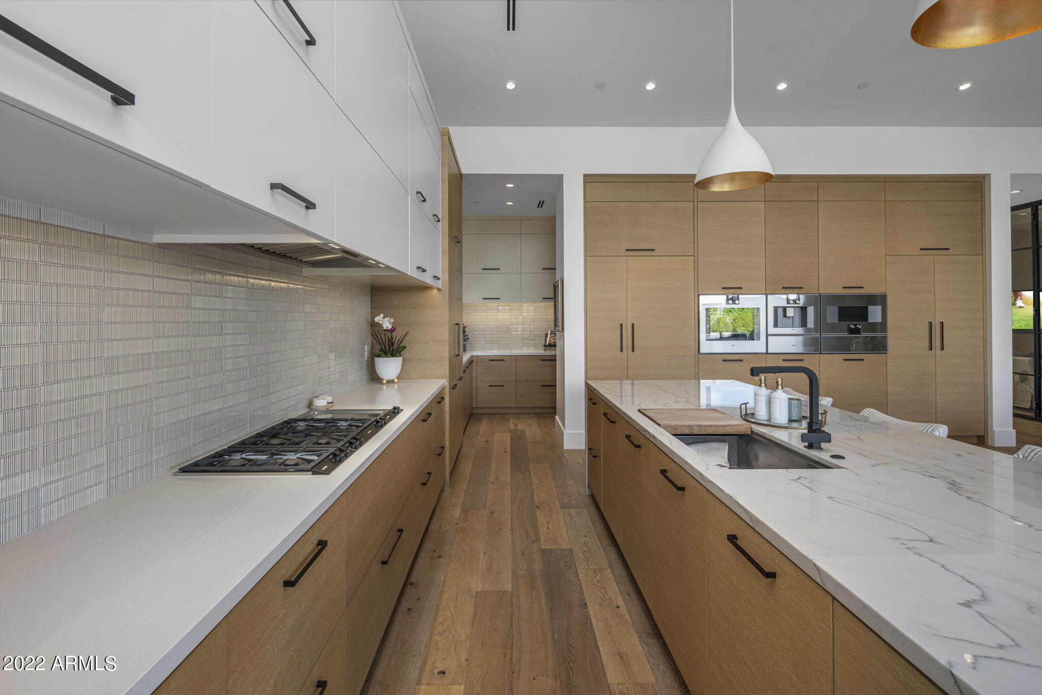 RITZ-CARLTON PARCEL B - Residential