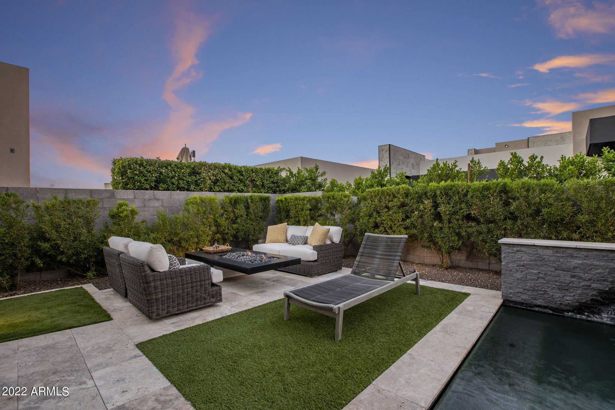 RITZ-CARLTON PARCEL B - Residential
