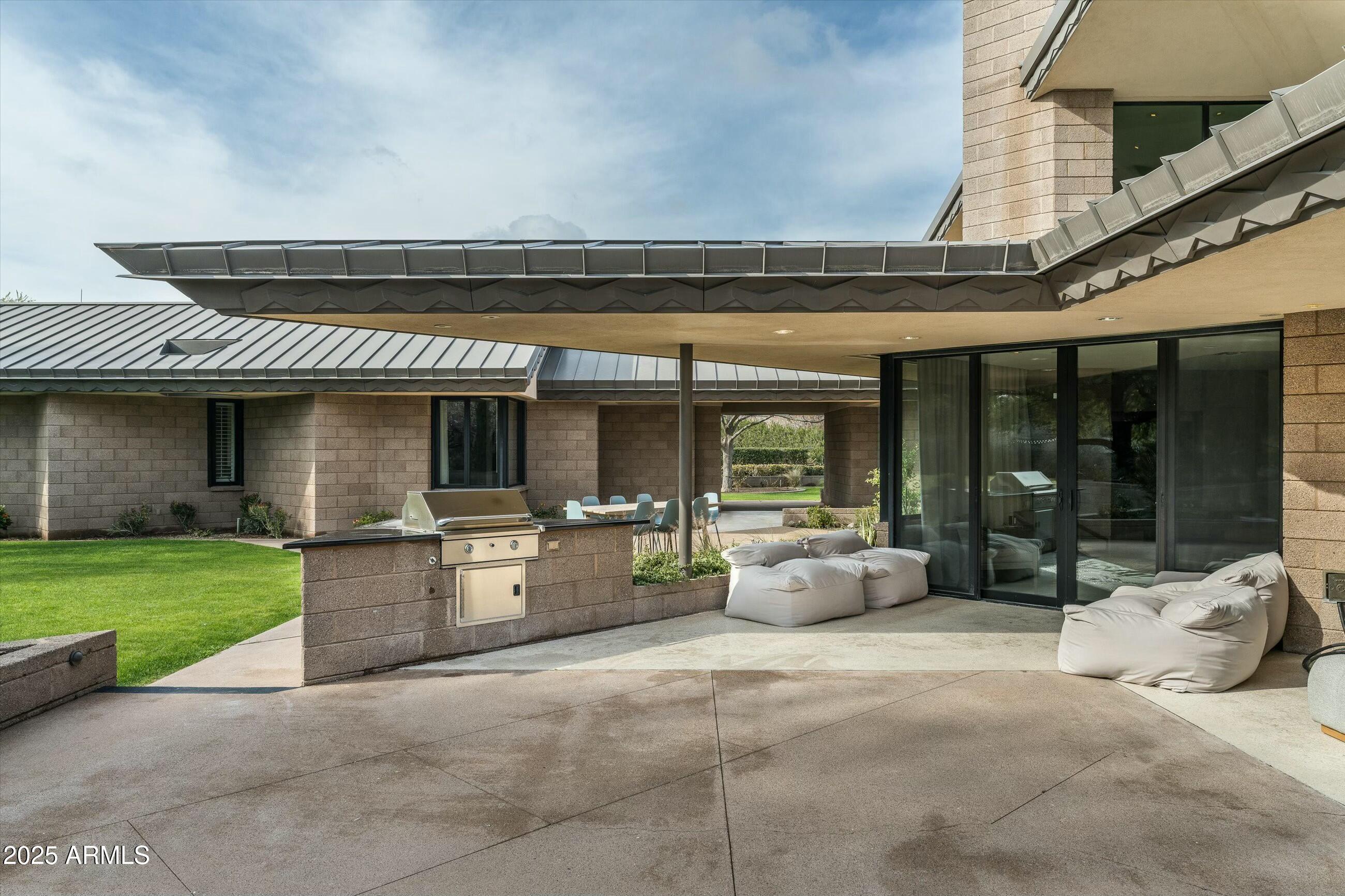 CASA DENNIS 1 - Residential