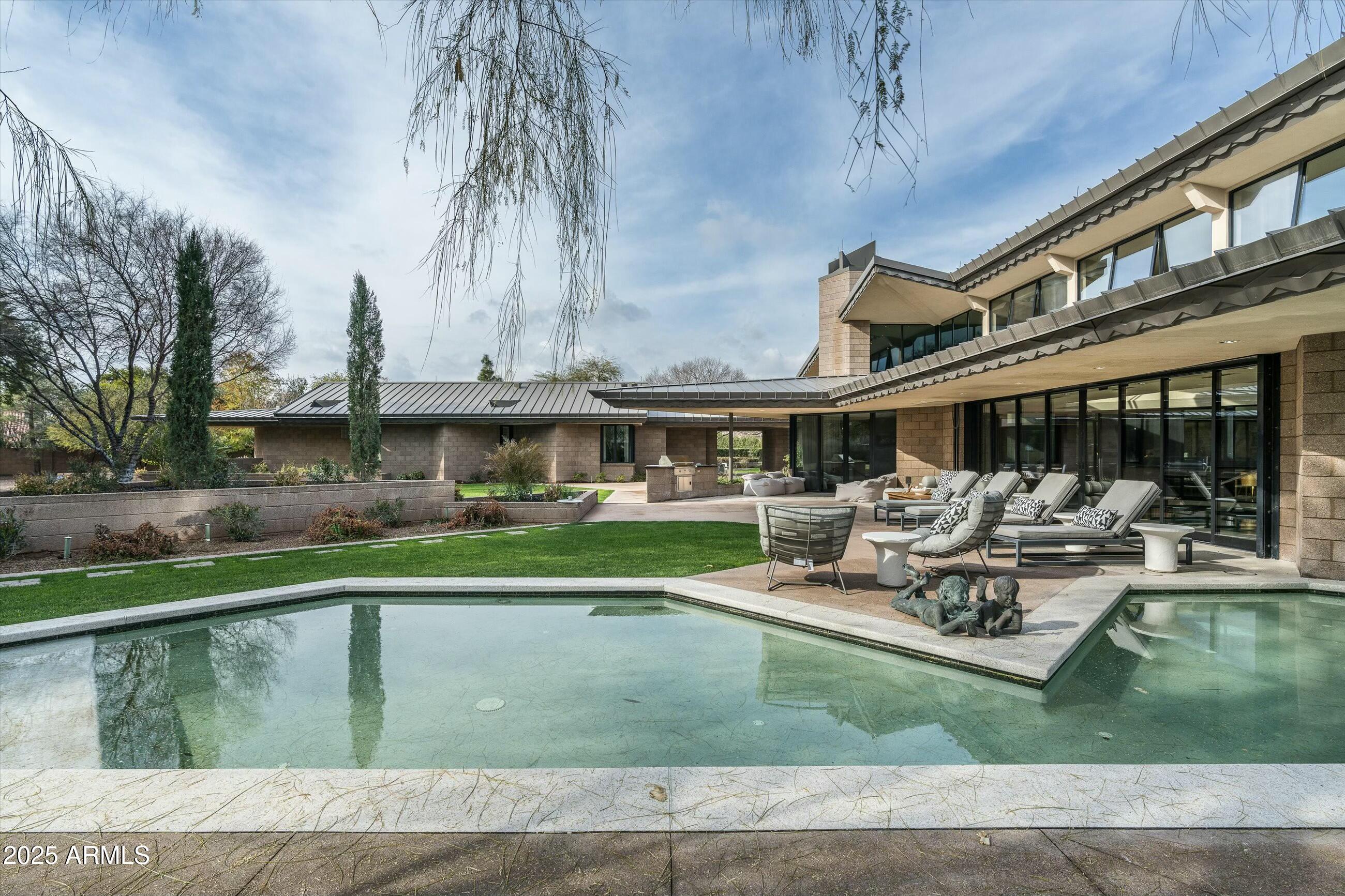CASA DENNIS 1 - Residential