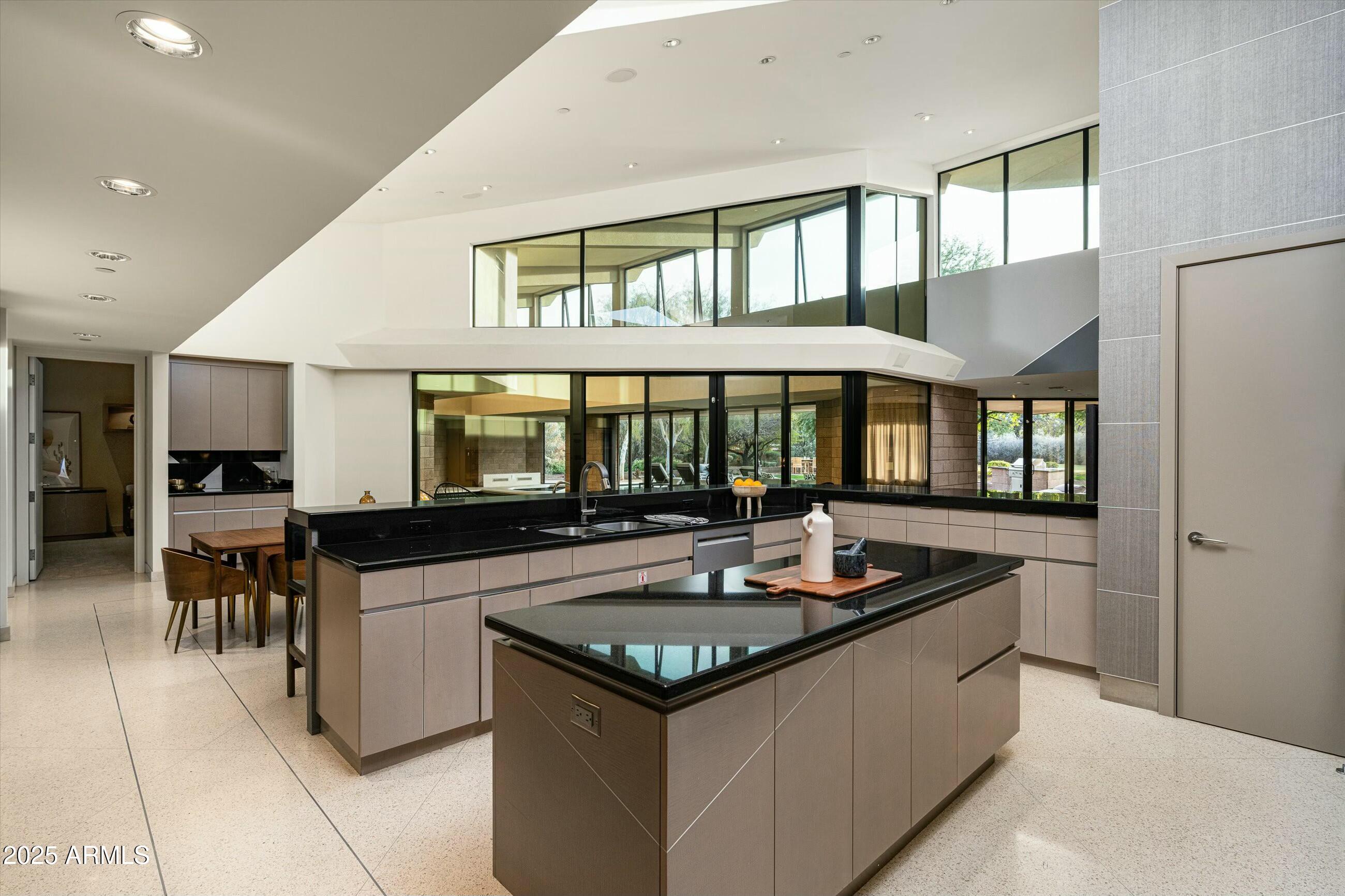 CASA DENNIS 1 - Residential