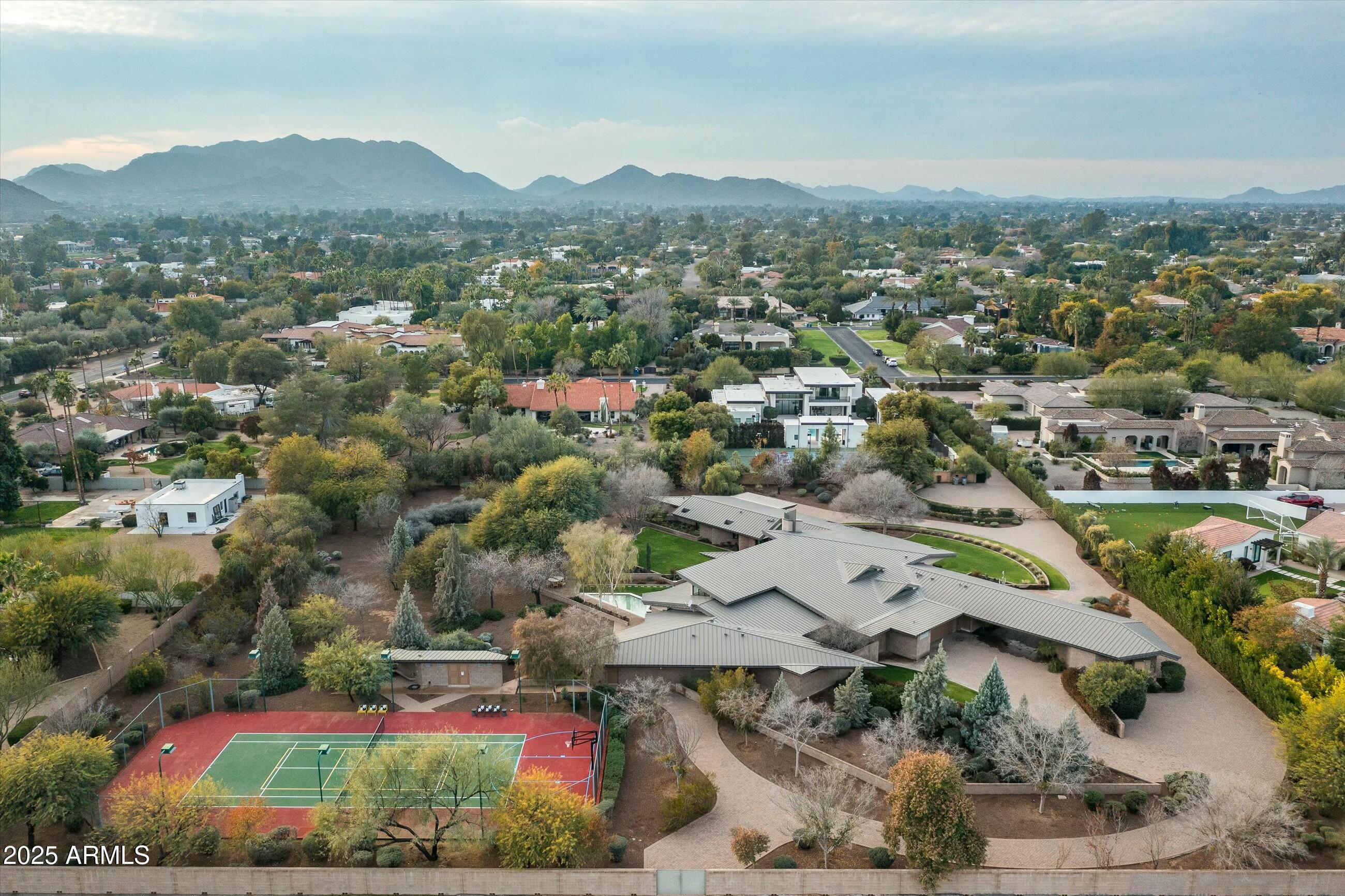 CASA DENNIS 1 - Residential