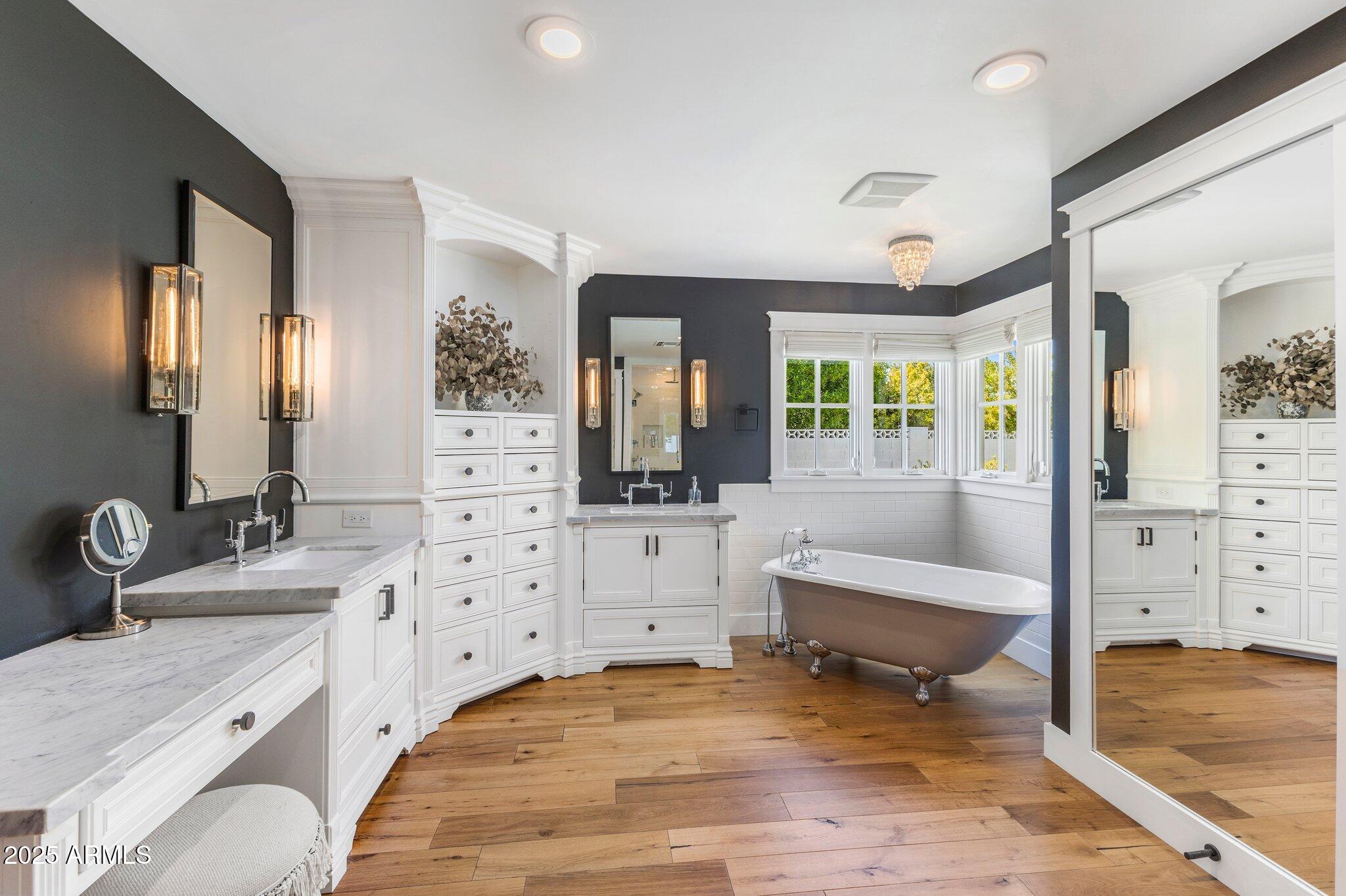 PICKWICK ACRES - Residential