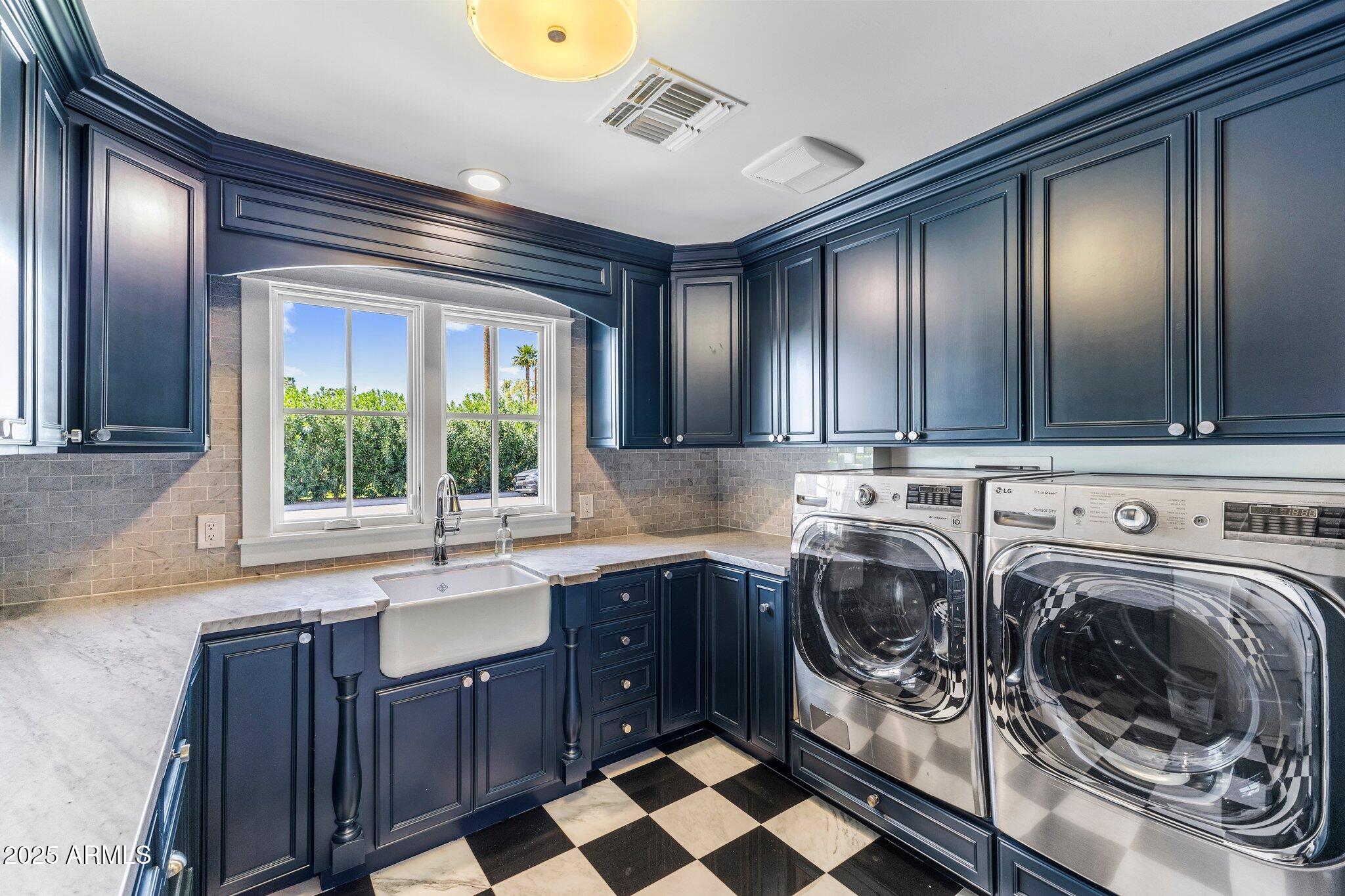 PICKWICK ACRES - Residential