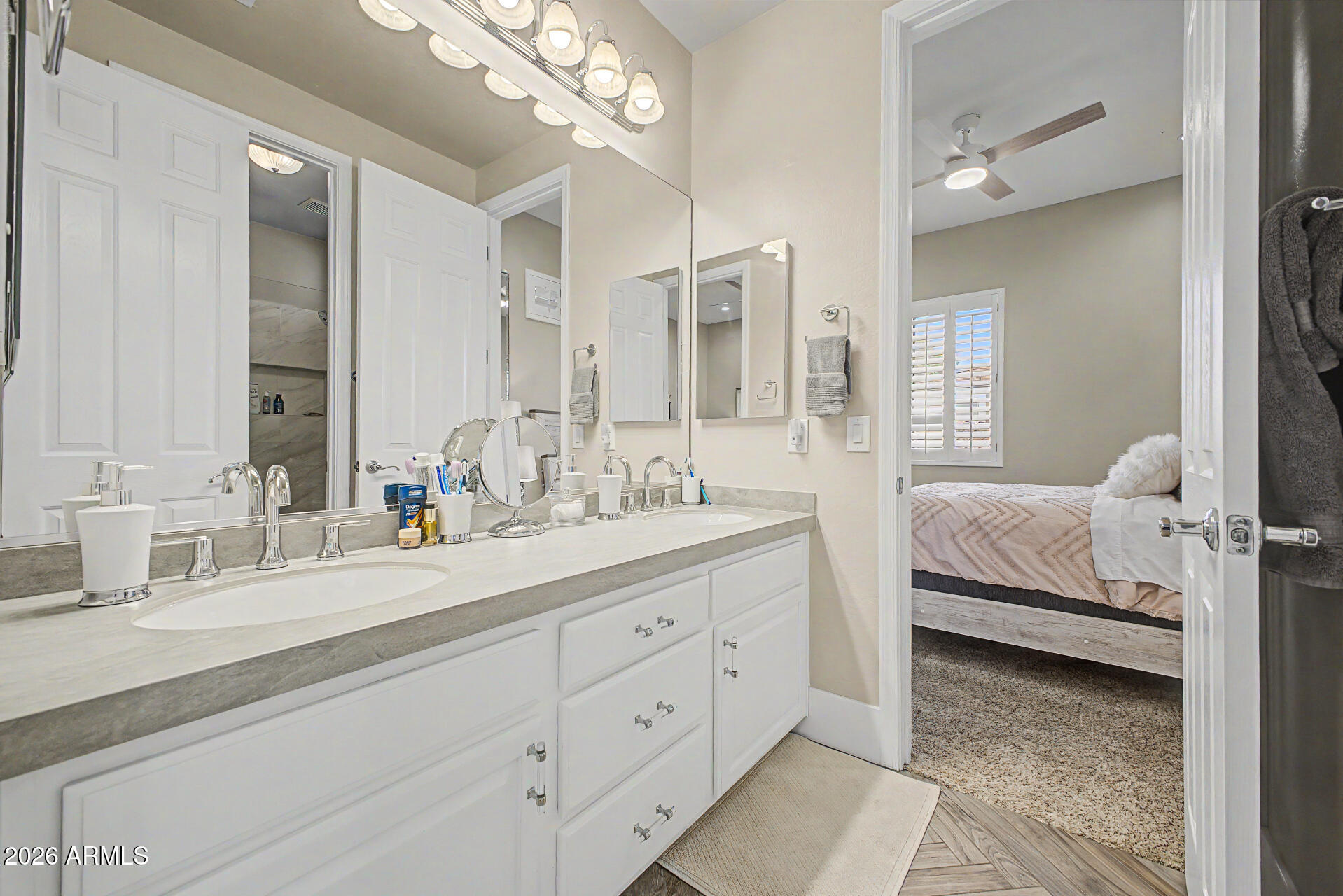 DESERT RIDGE LOT 31 - Residential