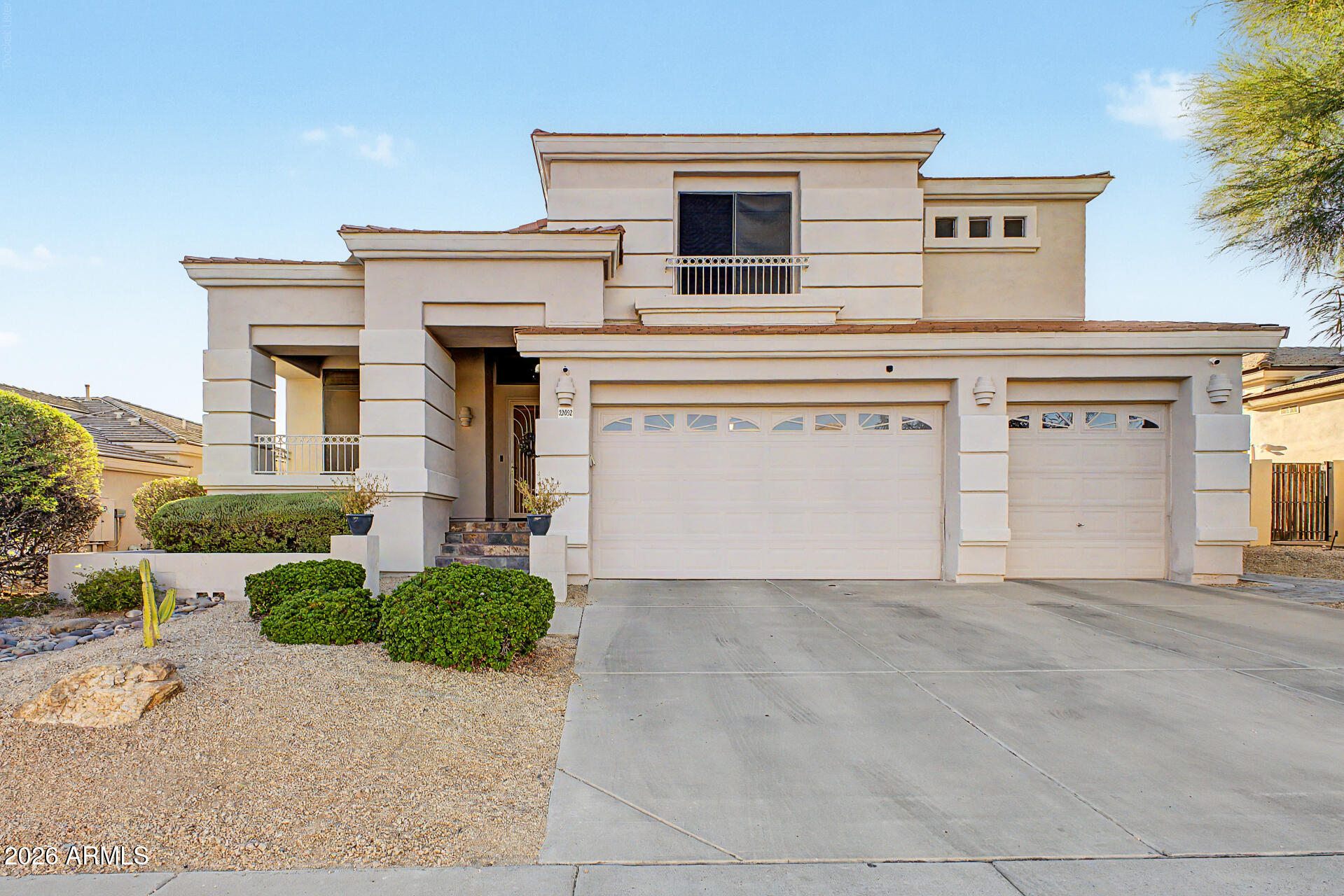 DESERT RIDGE LOT 31 - Residential