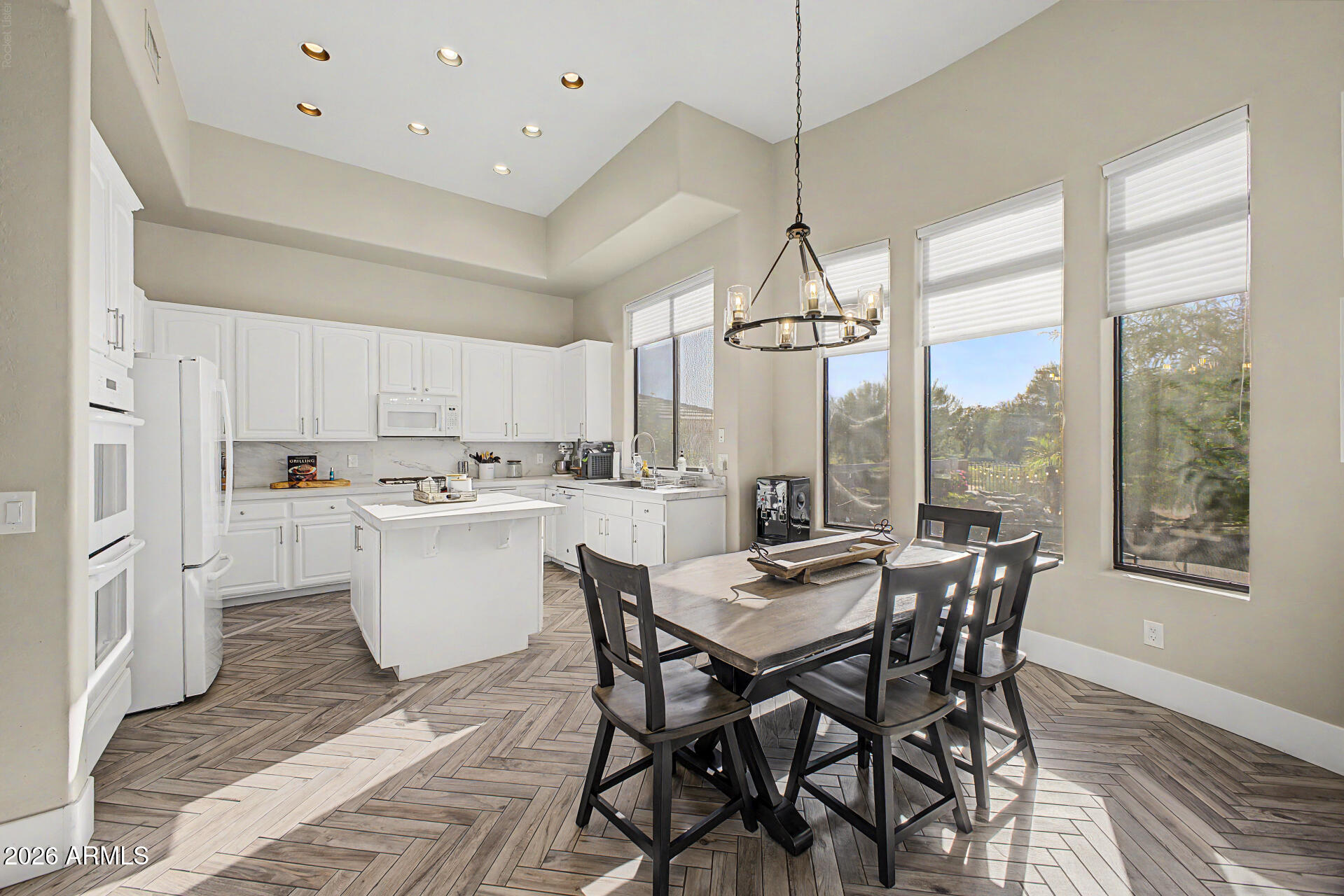 DESERT RIDGE LOT 31 - Residential