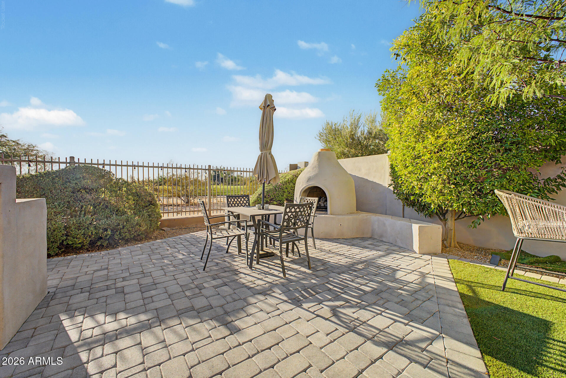 DESERT RIDGE LOT 31 - Residential