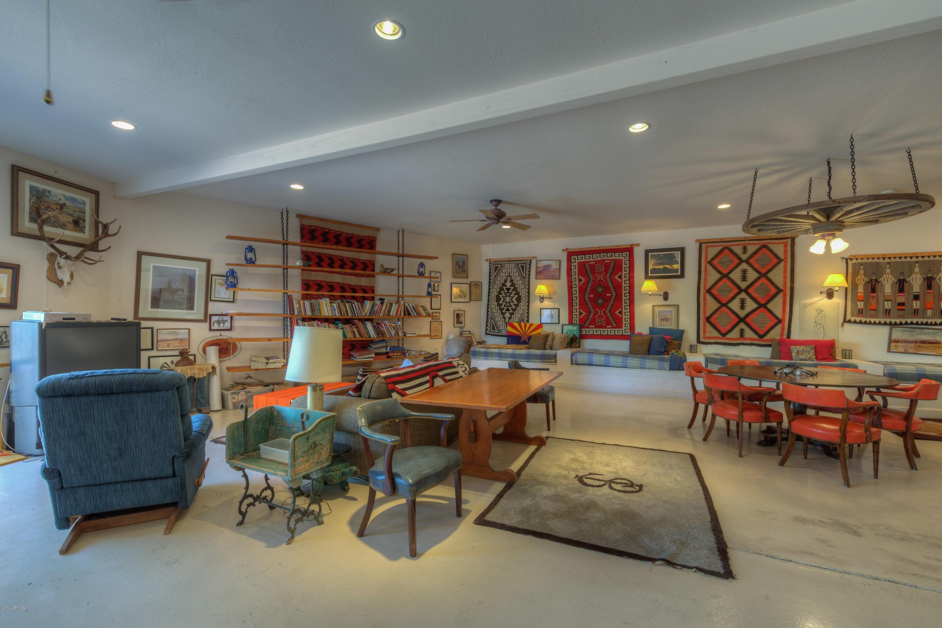 NAUNI VALLEY RANCH - Residential