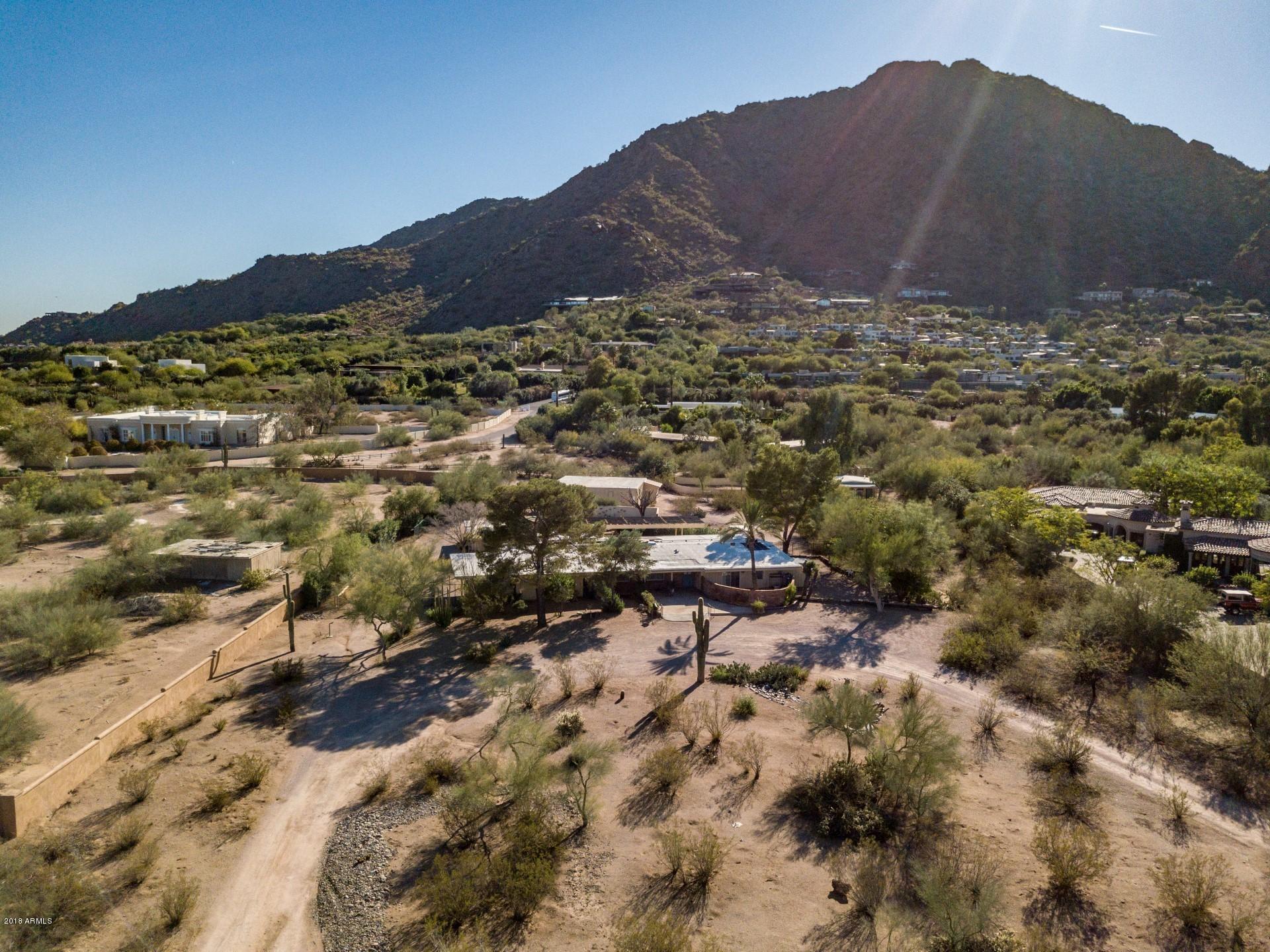 NAUNI VALLEY RANCH - Residential