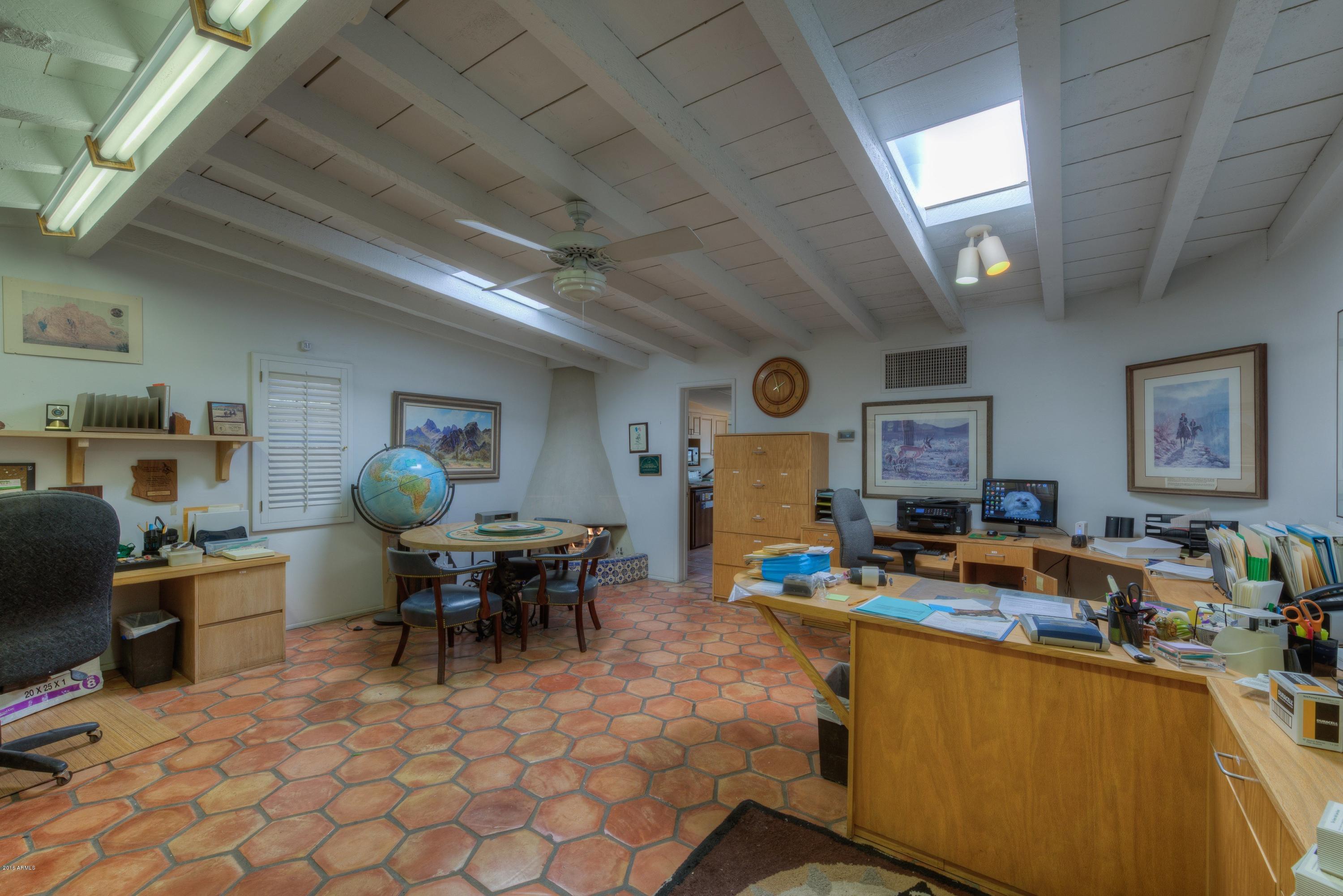 NAUNI VALLEY RANCH - Residential