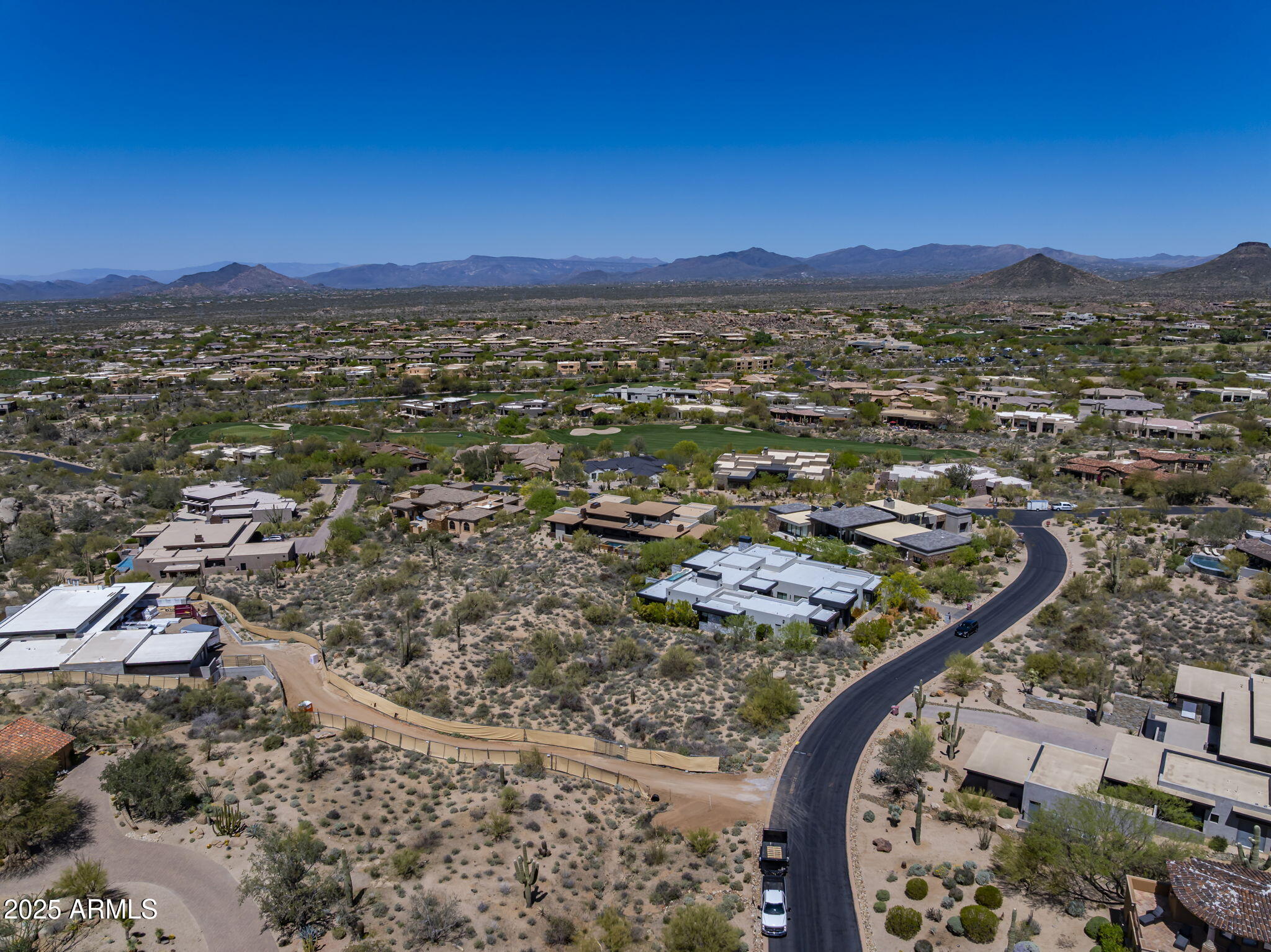 ESTANCIA - Residential