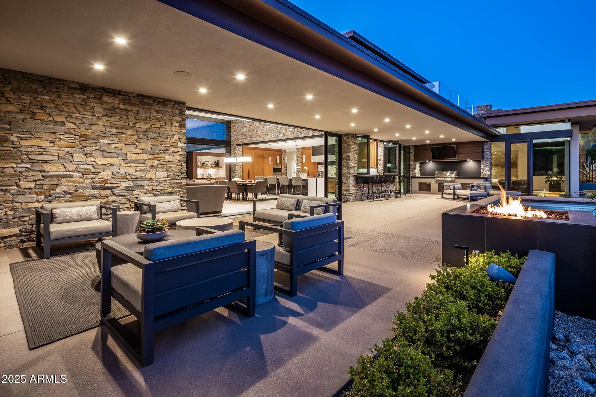 ESTANCIA - Residential